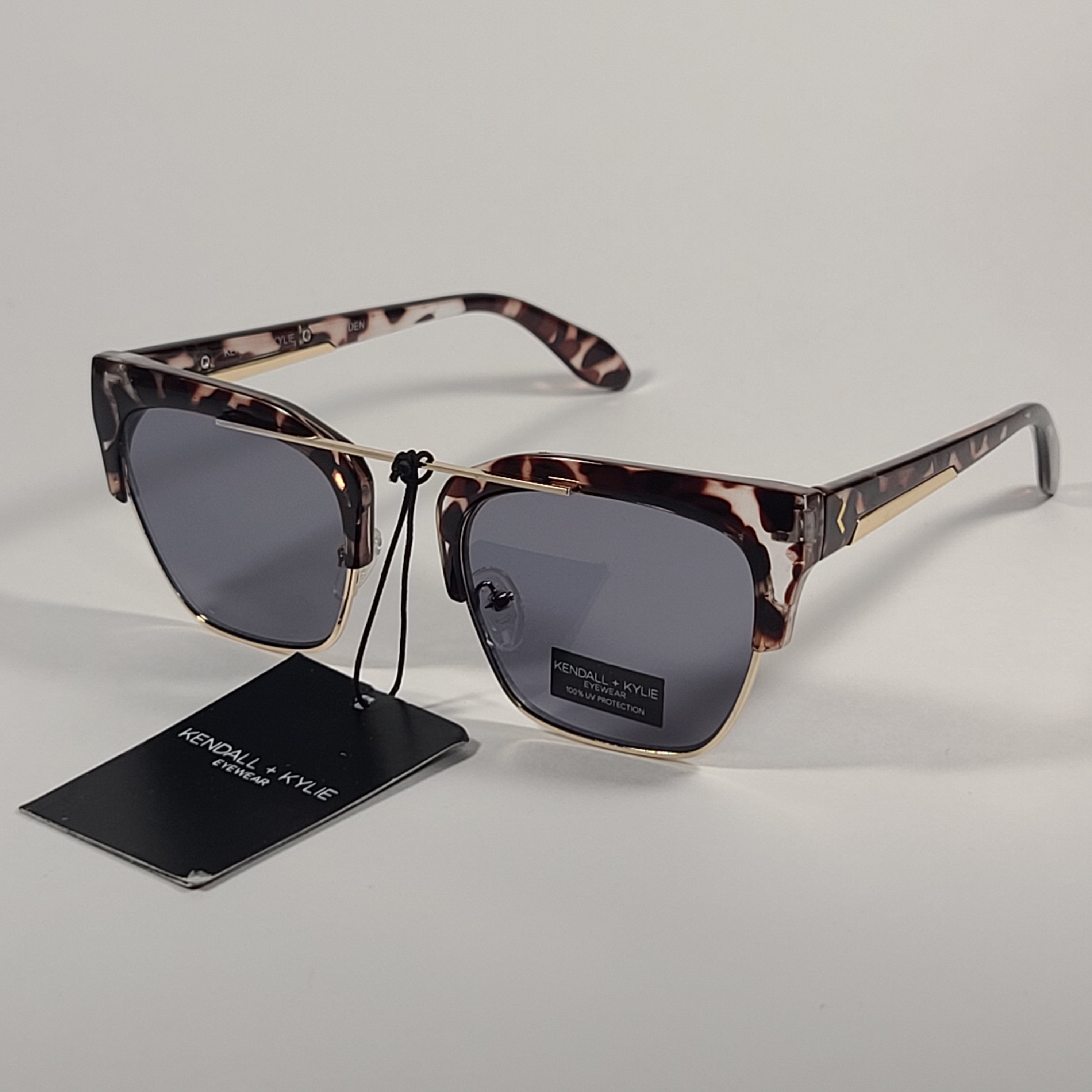 Women’s Kendall and Kylie Cat-Eye Bronze Fashion Sunglasses Amazon.com: KENDALL + KYLIE Kk5125 Roxy Sunglasses Oversized  main image 2