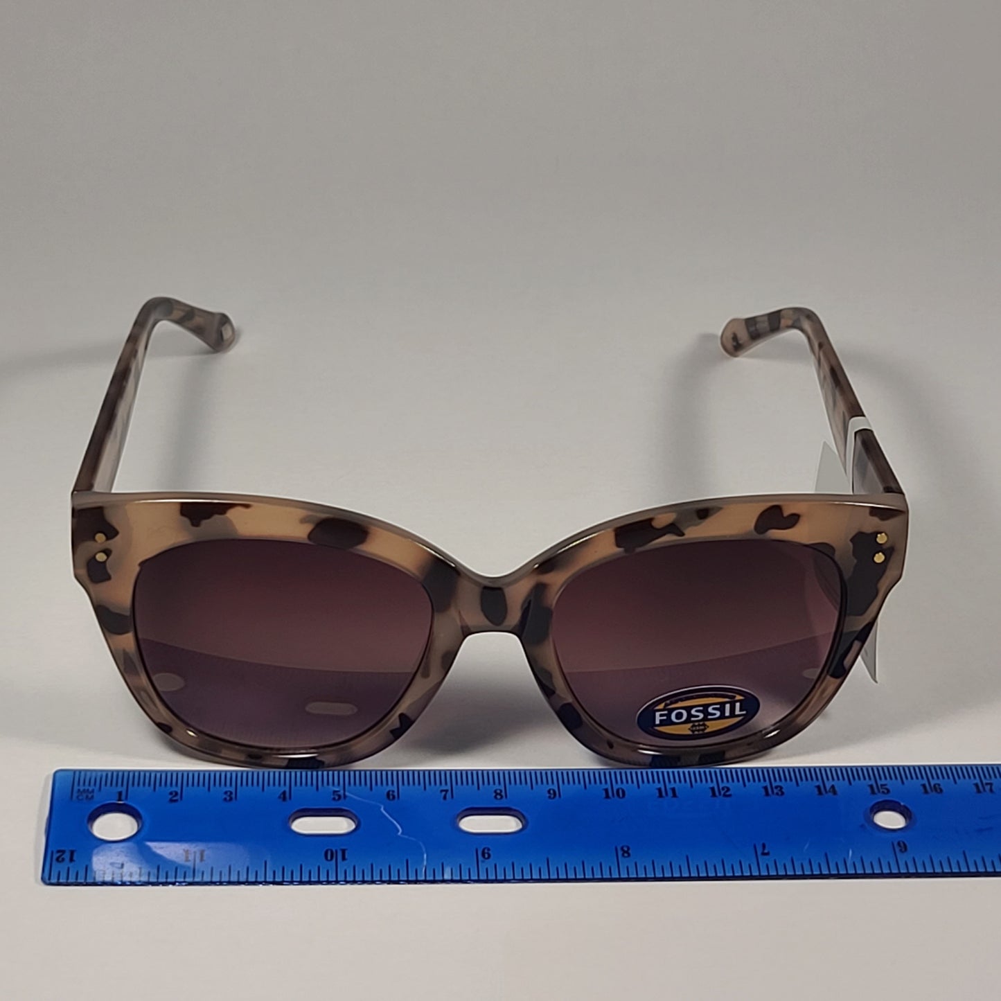 Fossil FW222 Oversize Cat Eye Sunglasses Light Tortoise Frame / Brown Gradient Lens - Sunglasses