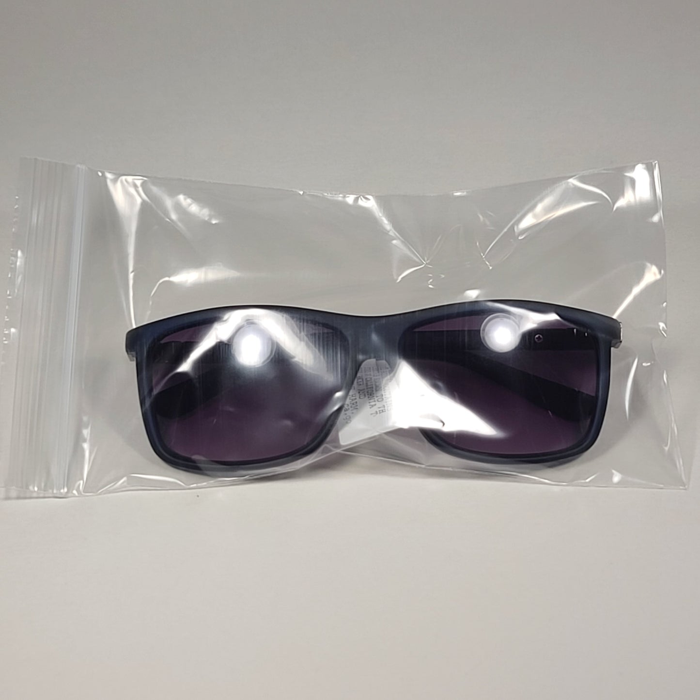 Guess Rectangular Sunglasses Dark Navy Blue Gunmetal Gray Gradient GF0191 91B - Sunglasses