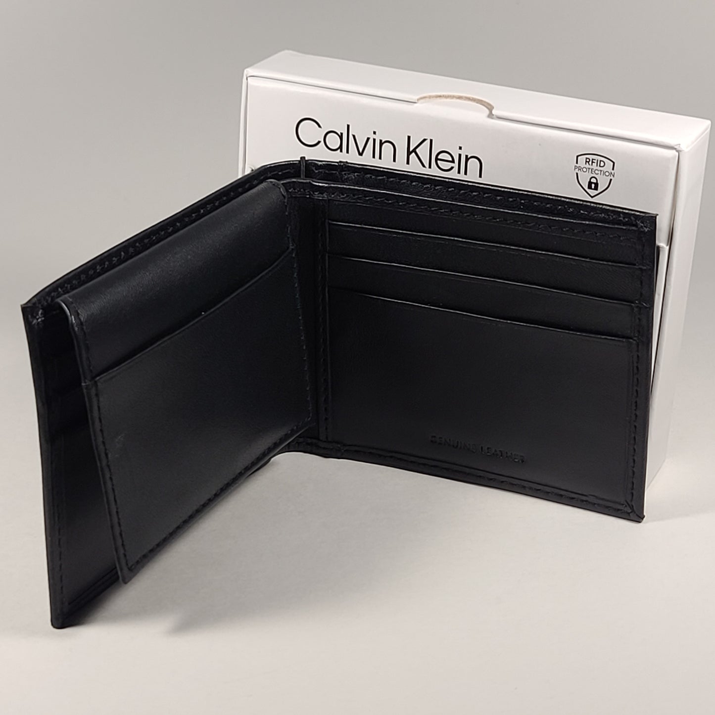 Calvin Klein Men’s Bifold Black Leather RFID Passcase Wallet 31KA220037 - Wallets