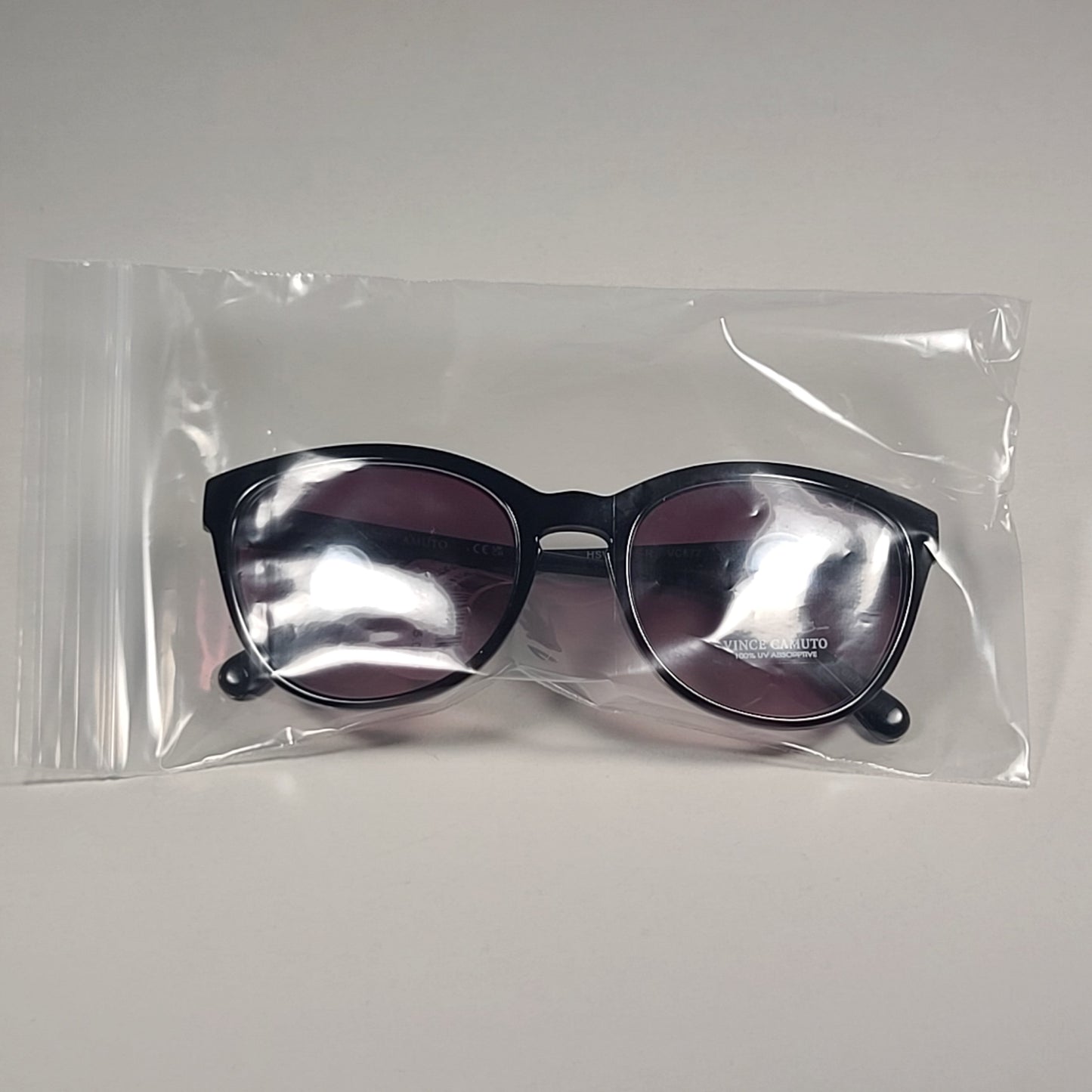 Vince Camuto VC672 OX Cat Eye Sunglasses Shiny Black Frame Smoke Gradient Lens