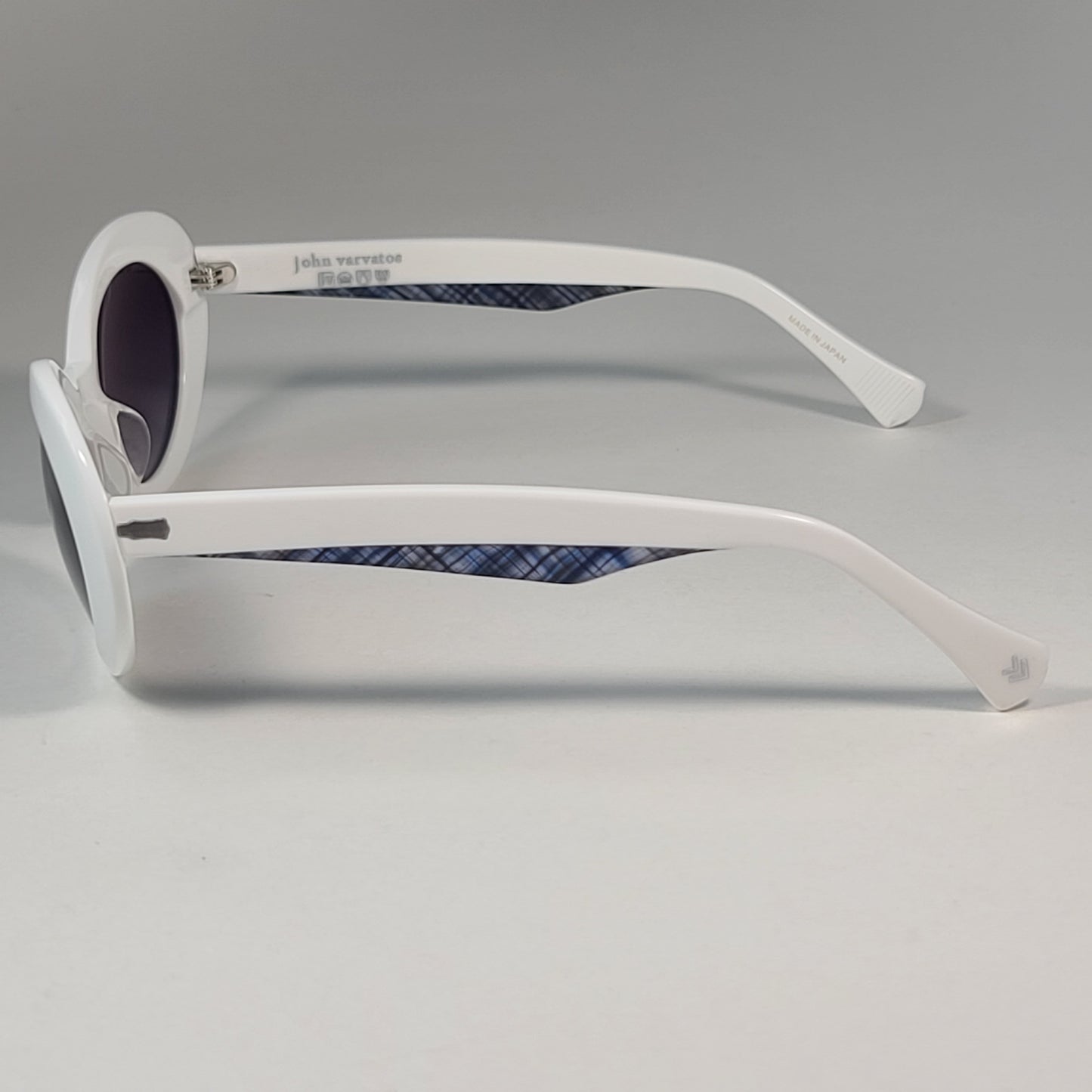 John Varvatos Men’s Retro Oval Sunglasses V537 White & Gray Smoke Gradient 52mm