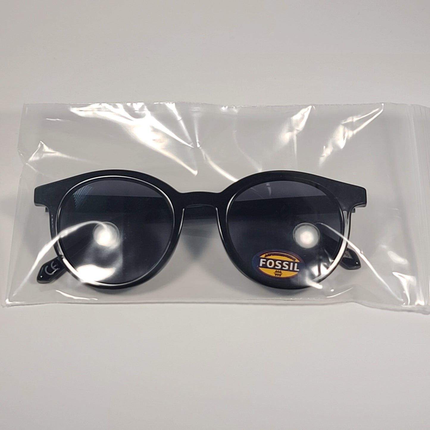 Fossil Round Brow Bar FW210 Sunglasses Shiny Black Frame Solid Gray Lens 51mm
