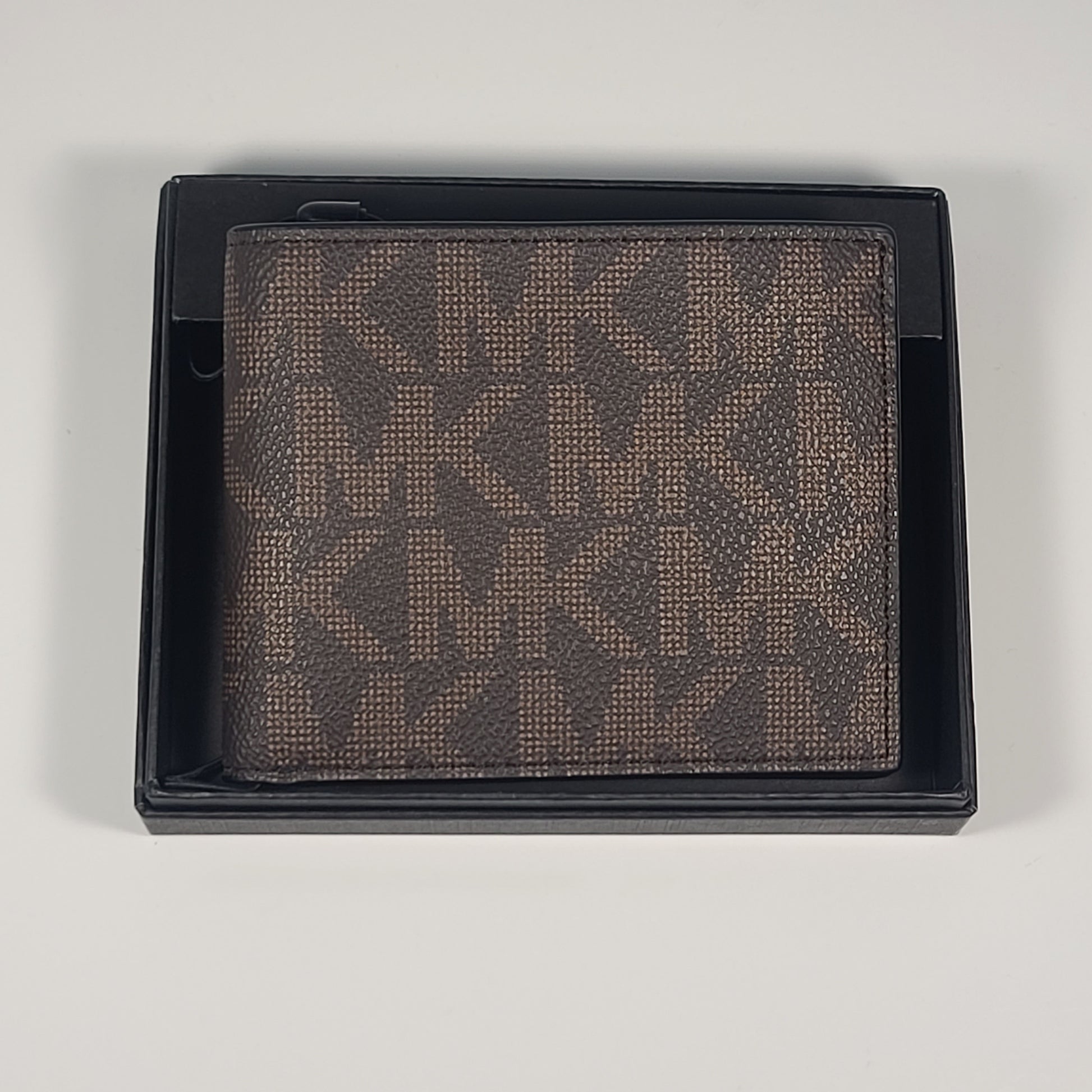 Michael Kors Men’s ’Jet Set’ Bifold Black Brown MK Canvas Slim Billfold Wallet 86F2SMNF5B - Wallets