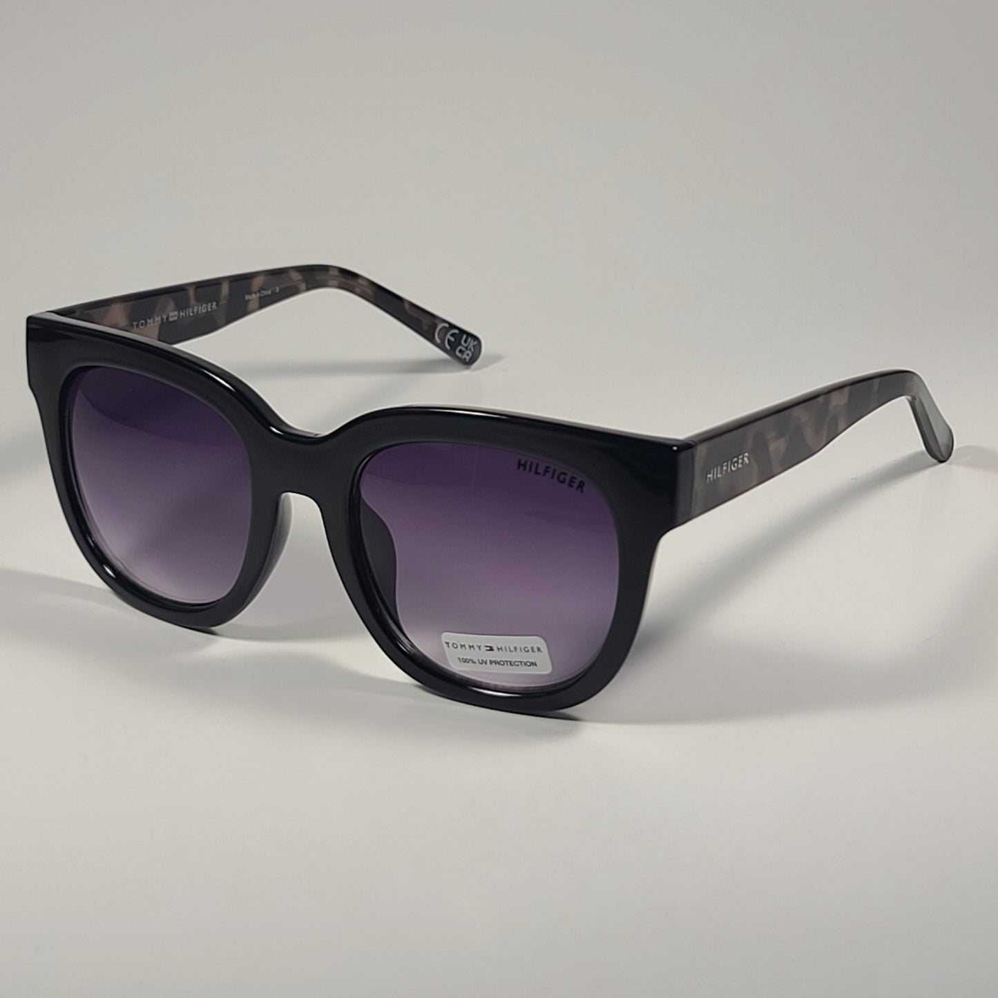 Tommy Hilfiger WP OL600 Oversize Sunglasses Black Tortoise Smoke Gradient Lens 53mm - Sunglasses