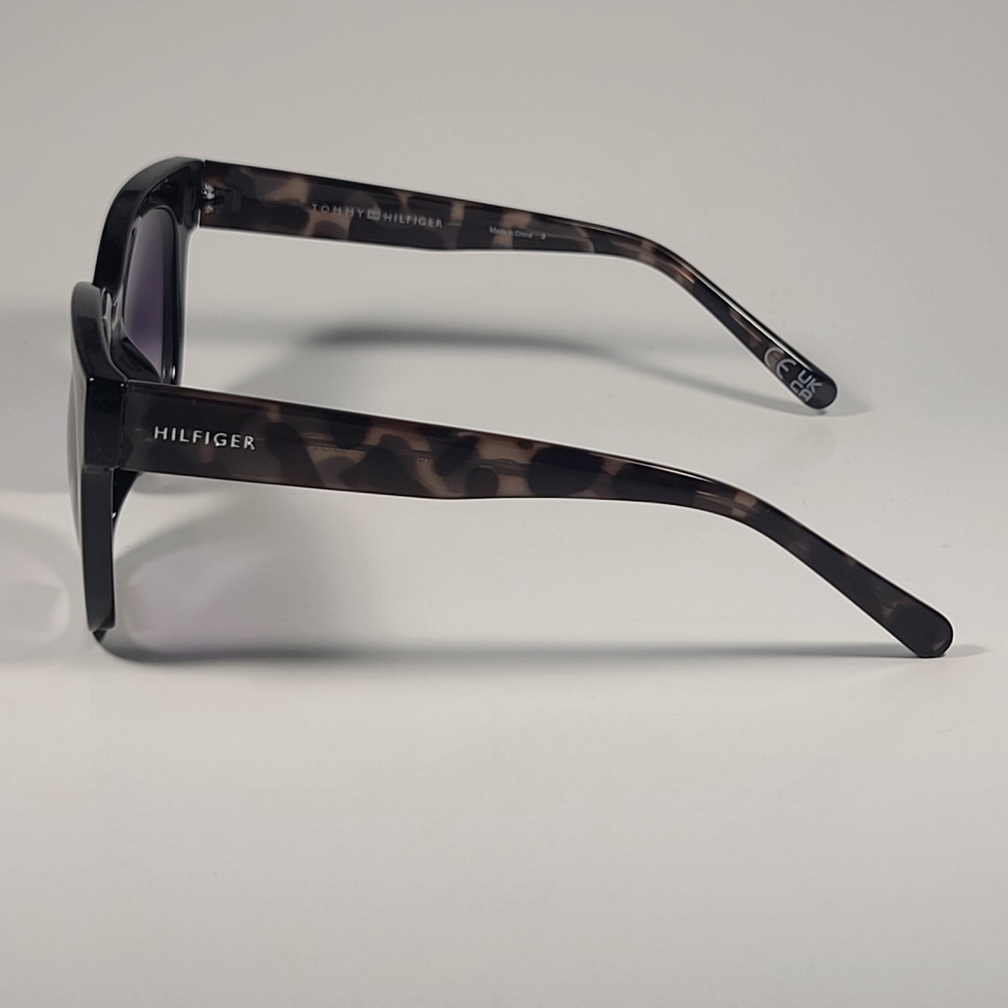 Tommy Hilfiger WP OL600 Oversize Sunglasses Black Tortoise Smoke Gradient Lens 53mm - Sunglasses