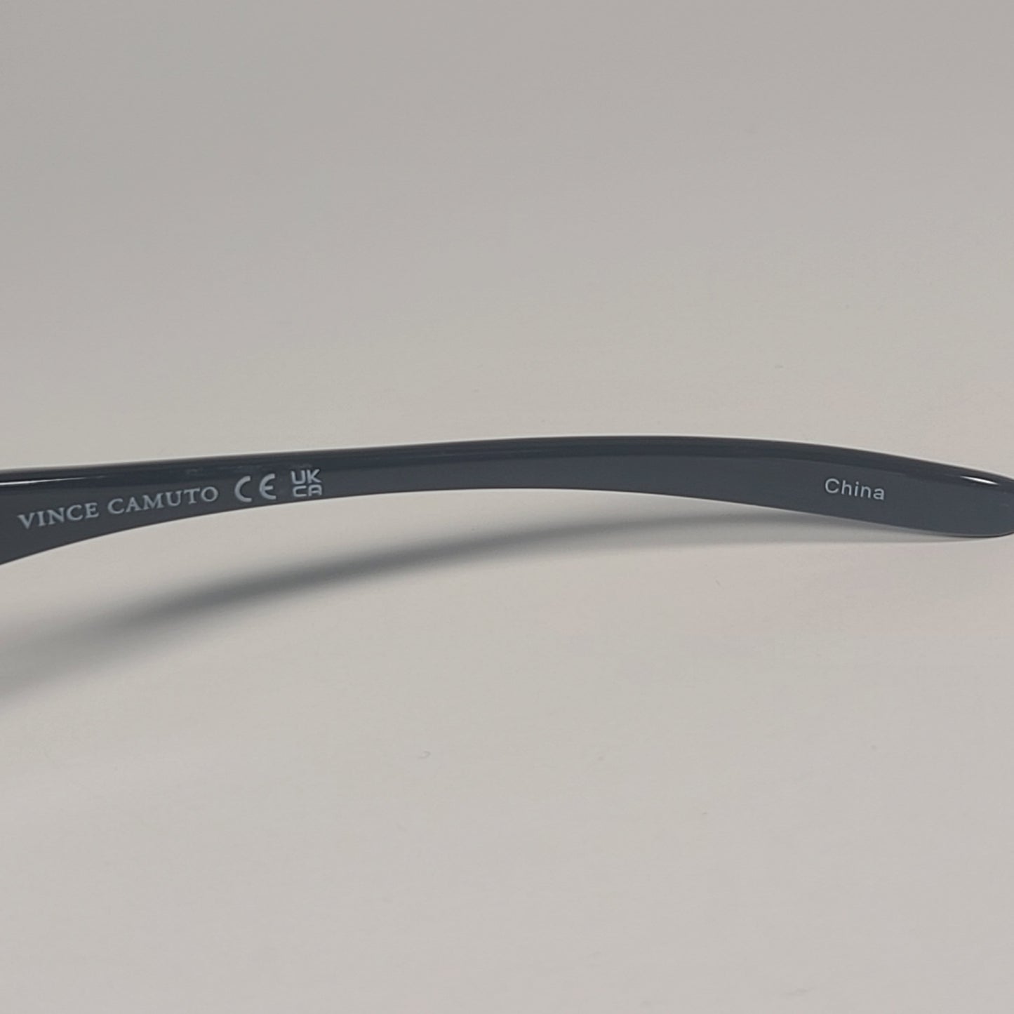 Vince Camuto VM609 GUN Rimless Wrap Sunglasses Gunmetal Black Frame Smoke Gradient Lens - Sunglasses