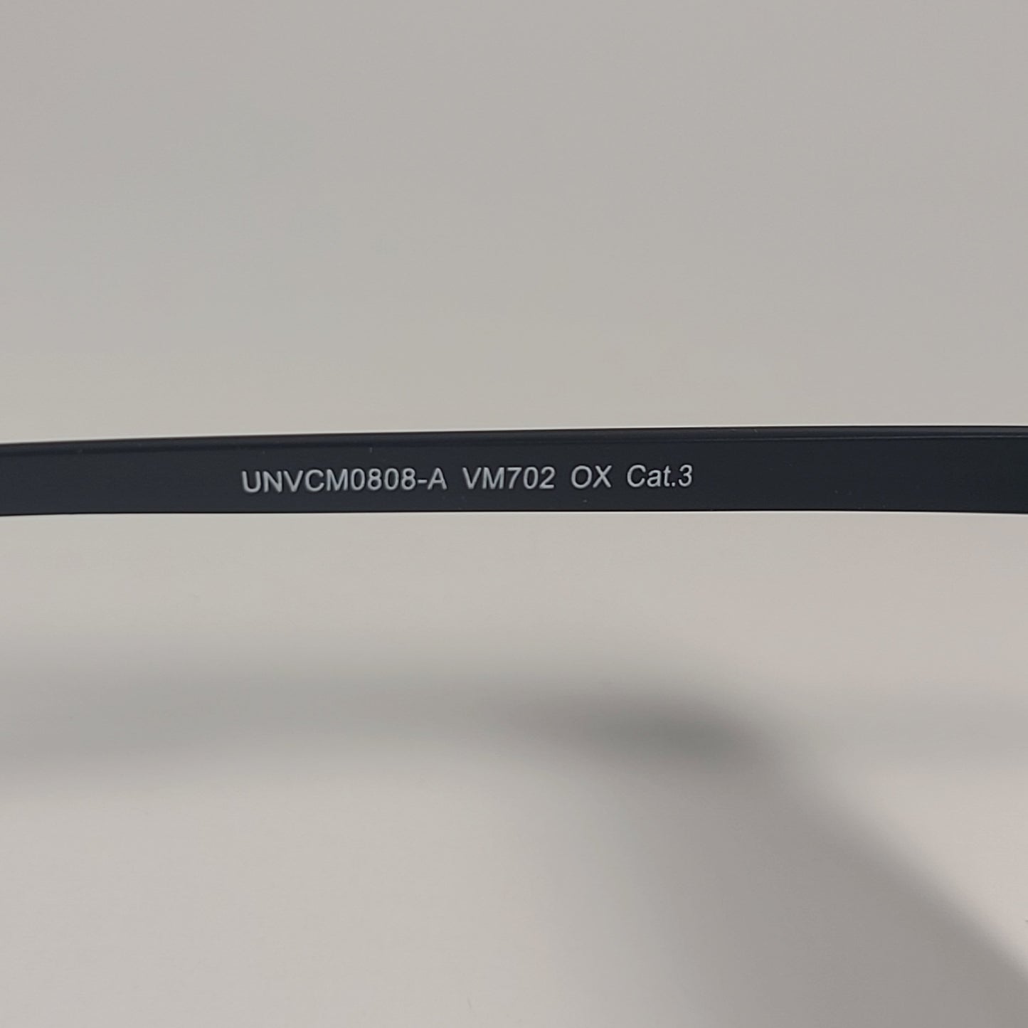 Vince Camuto VM702 OX Shield Navigator Sunglasses Black Frame Gray Tinted Lens - Sunglasses