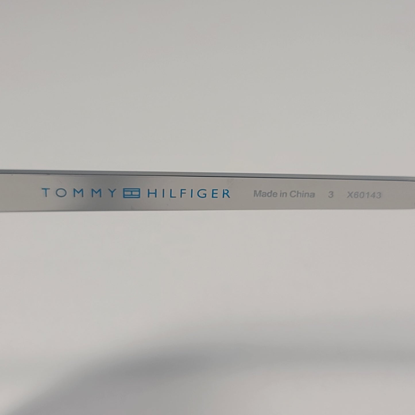 Tommy Hilfiger WM OL608 Oversized Sunglasses Black Silver & Smoke Gradient Lens - Sunglasses