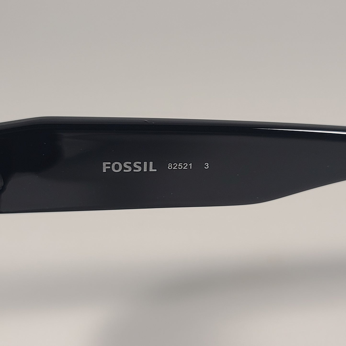 Fossil FW197 Cat Eye Oversize Sunglasses Black Frame Gray Tinted Lens 56mm - Sunglasses