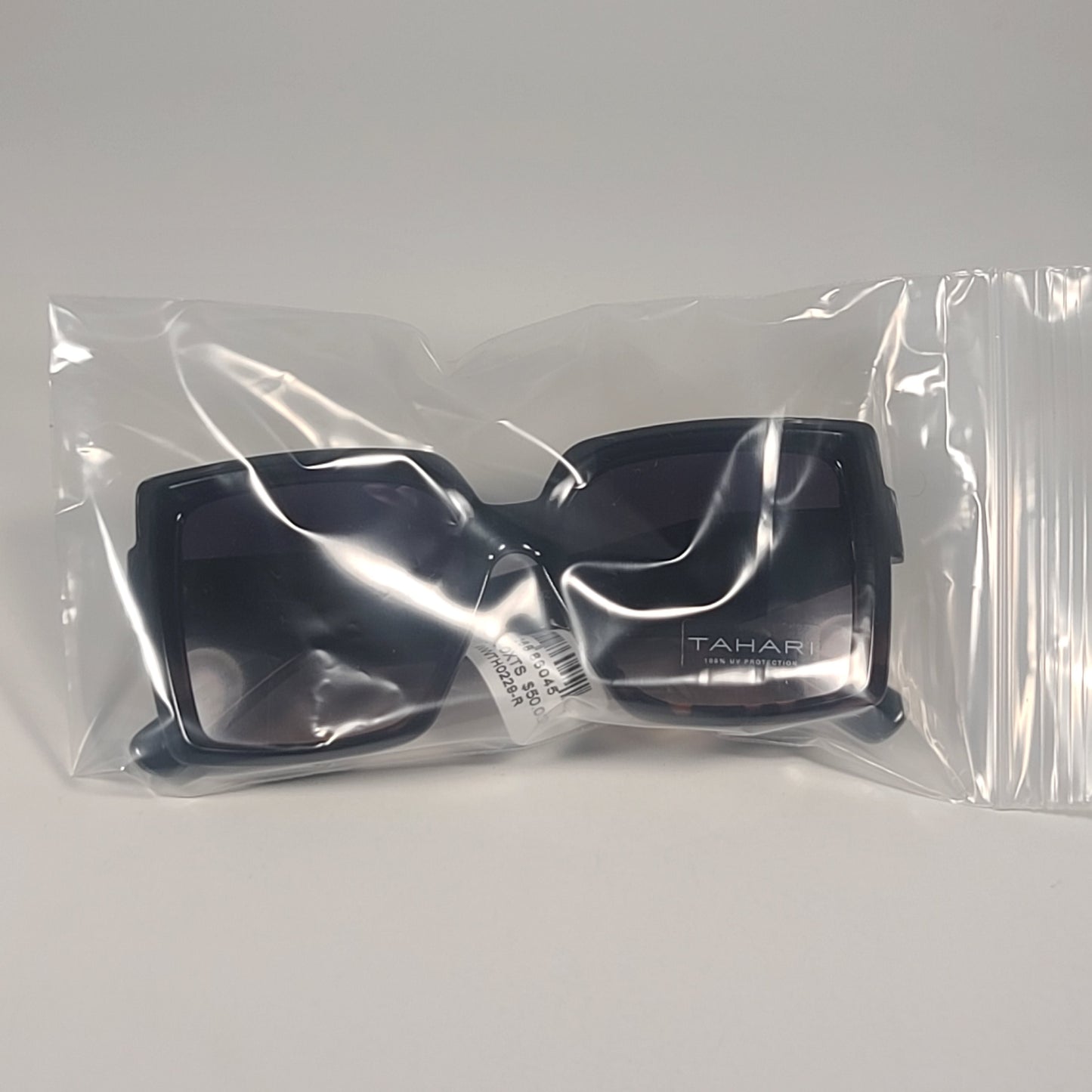 Tahari TH916 OXTS Oversize Butterfly Sunglasses Black Brown Tortoise Gradient - Sunglasses