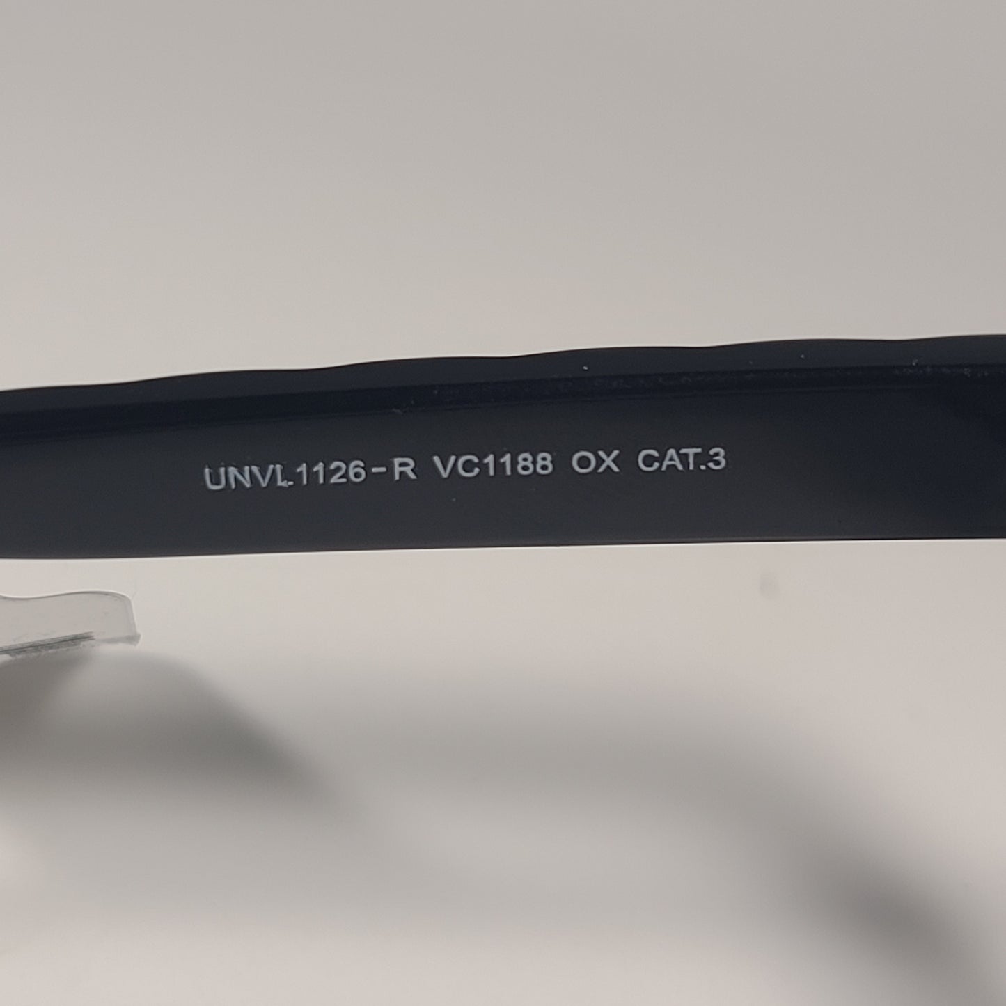 Vince Camuto VC1188 OX Cat Eye Sunglasses Shiny Black Frame Smoke Gradient Lens - Sunglasses