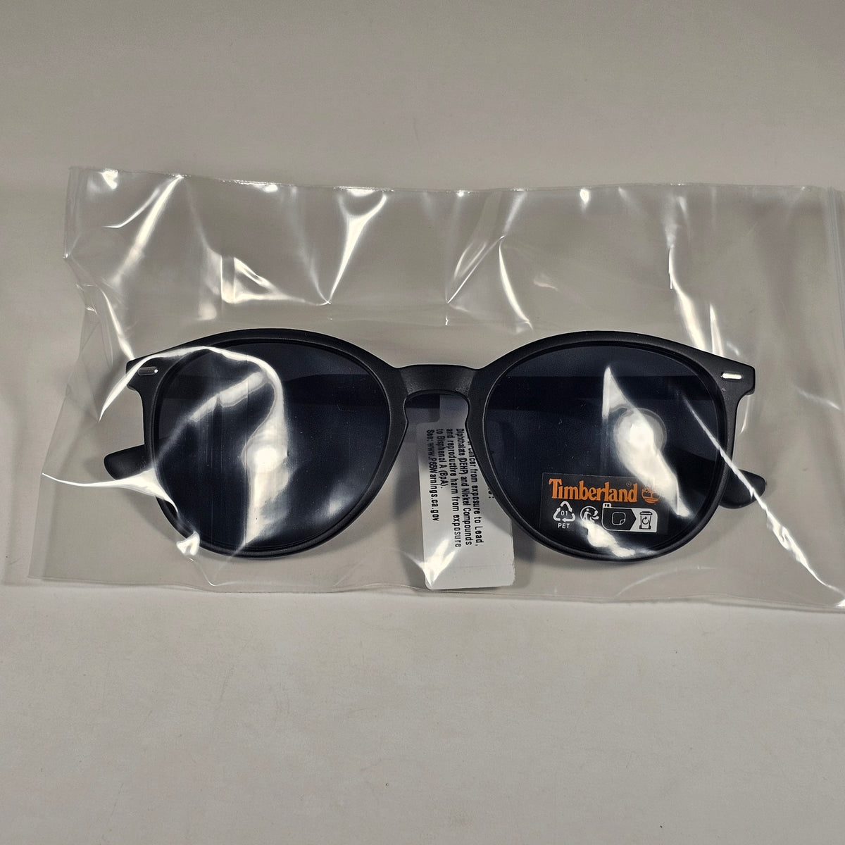 Timberland TB7185 02A Round Keyhole Sunglasses Matte Black Frame Gray Lens 54mm