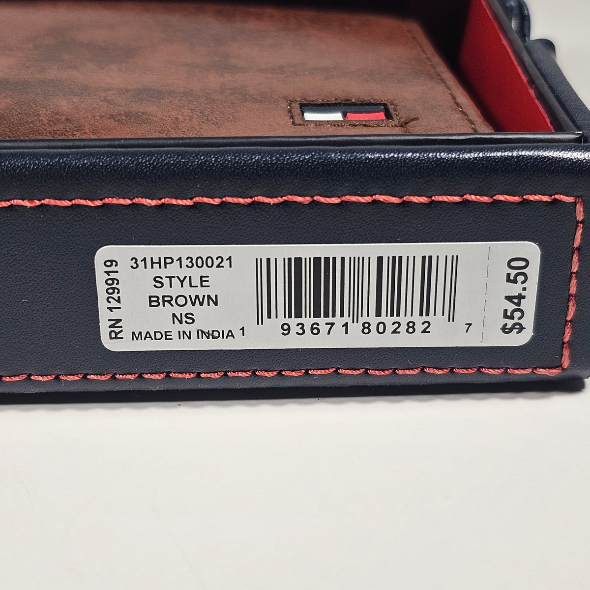 Tommy Hilfiger Men's Bifold Brown Leather Middle Flap Wallet 31HP130021