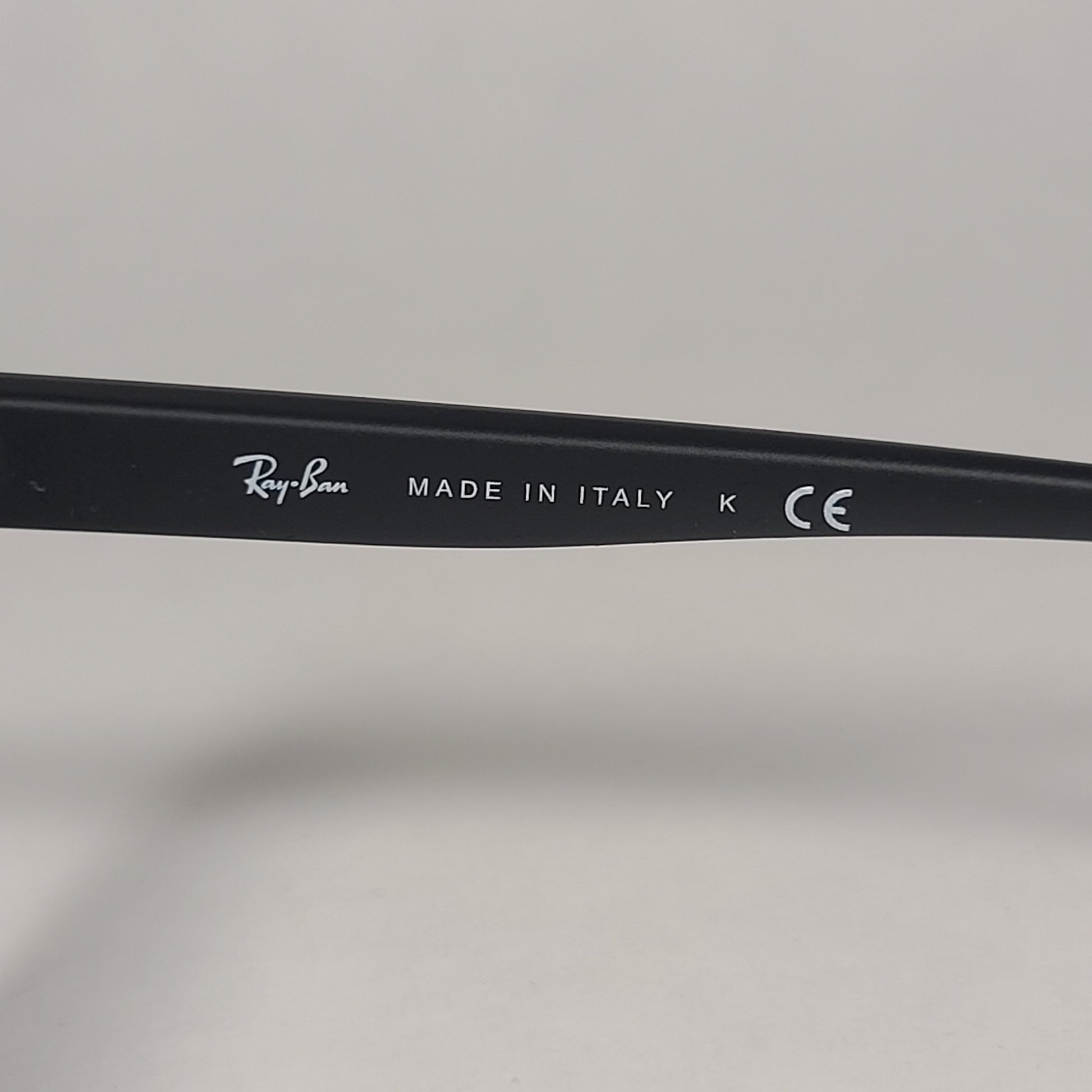 Ray-Ban Brad Round Aviator Sunglasses Matte Black Frame Gray Gradient Lens RB4170 622/8G - Sunglasses