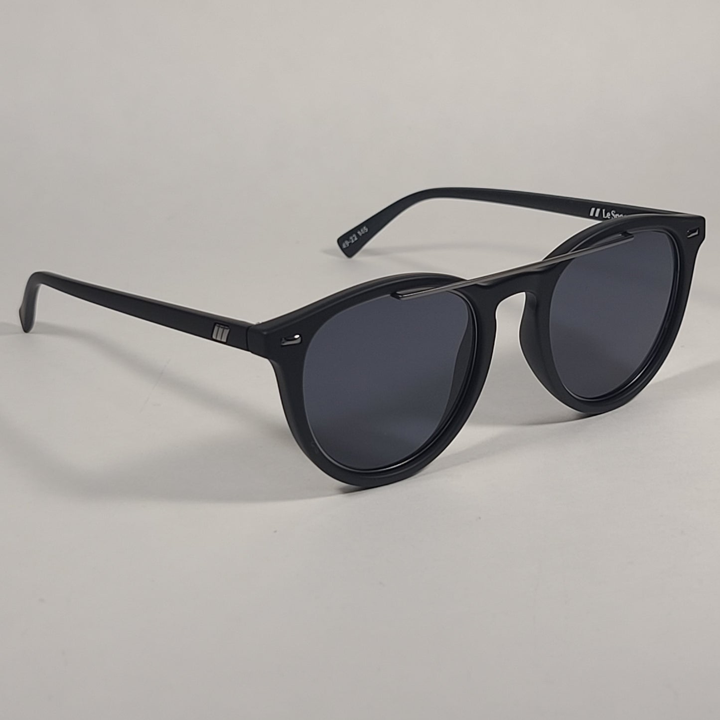 Le Specs Fire Starter Claw Round Sunglasses Matte Black Frame Gray Tinted Lens LSP1902039 - Sunglasses