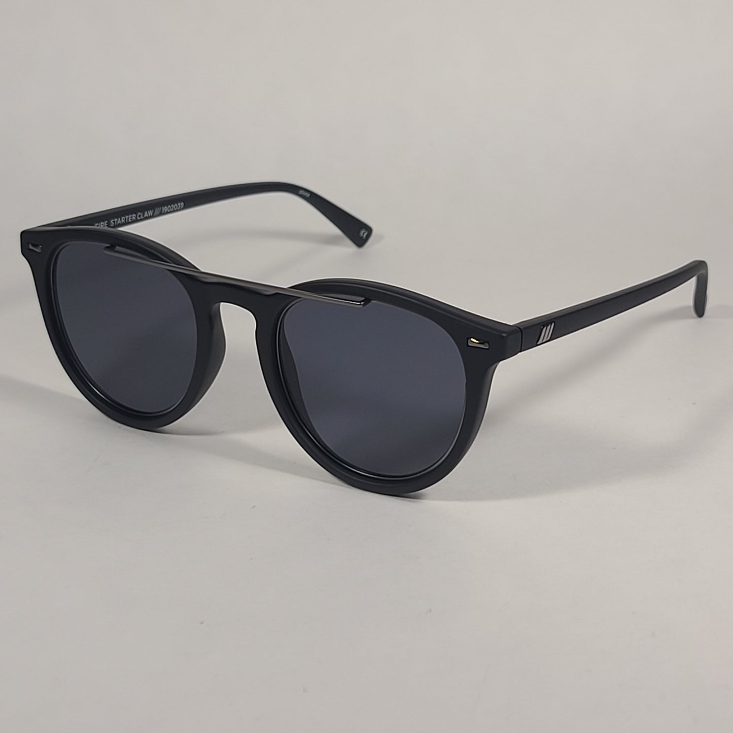 Le Specs Fire Starter Claw Round Sunglasses Matte Black Frame Gray Tinted Lens LSP1902039 - Sunglasses
