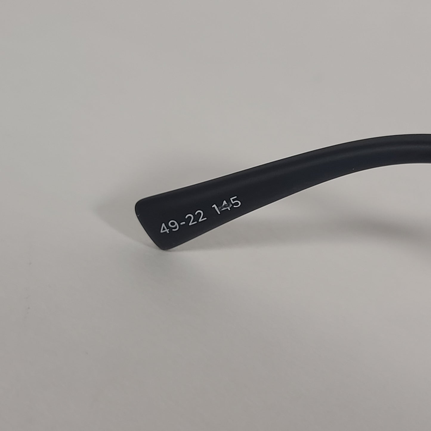 Le Specs Fire Starter Claw Round Sunglasses Matte Black Frame Gray Tinted Lens LSP1902039 - Sunglasses
