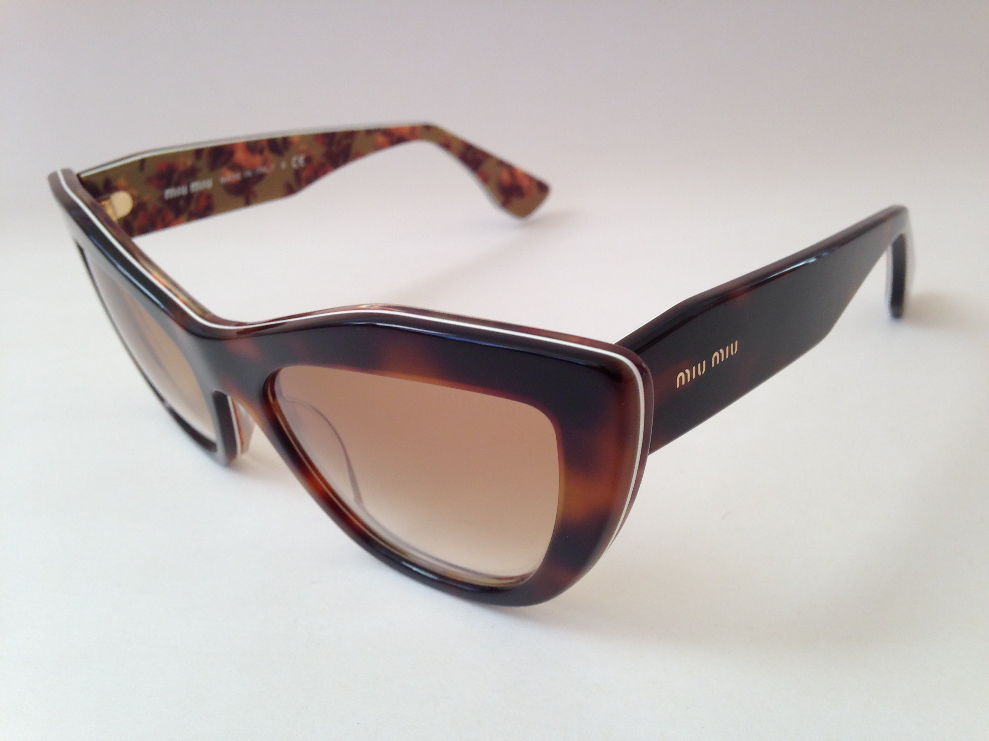 【サチ)Miu Miu flower sunglasses サチ)Miu Miu flower sunglasses Miu Miu Chunky Flower