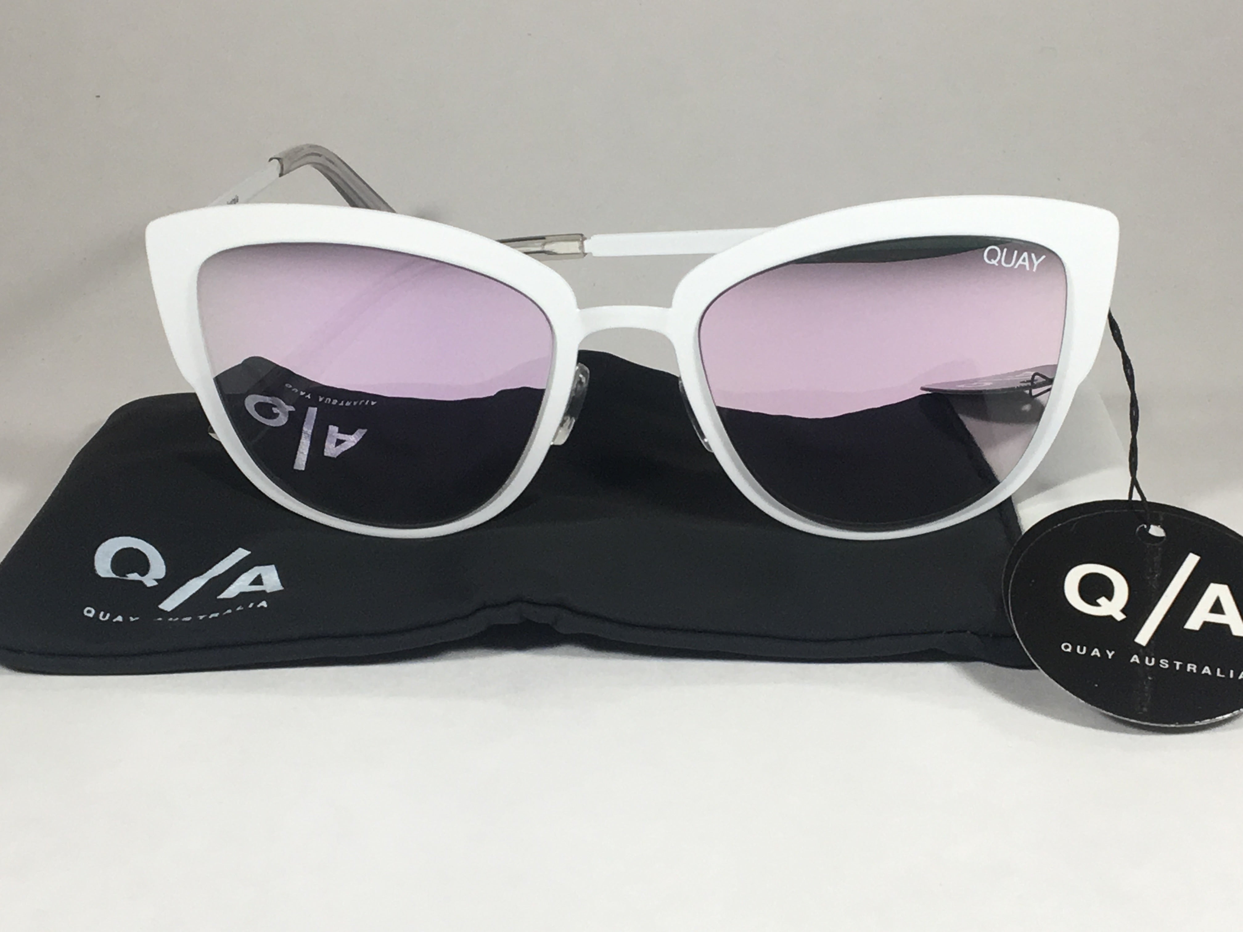 Quay Super Girl Sunglasses Large Cat Eye White Metal Lilac  display picture 1