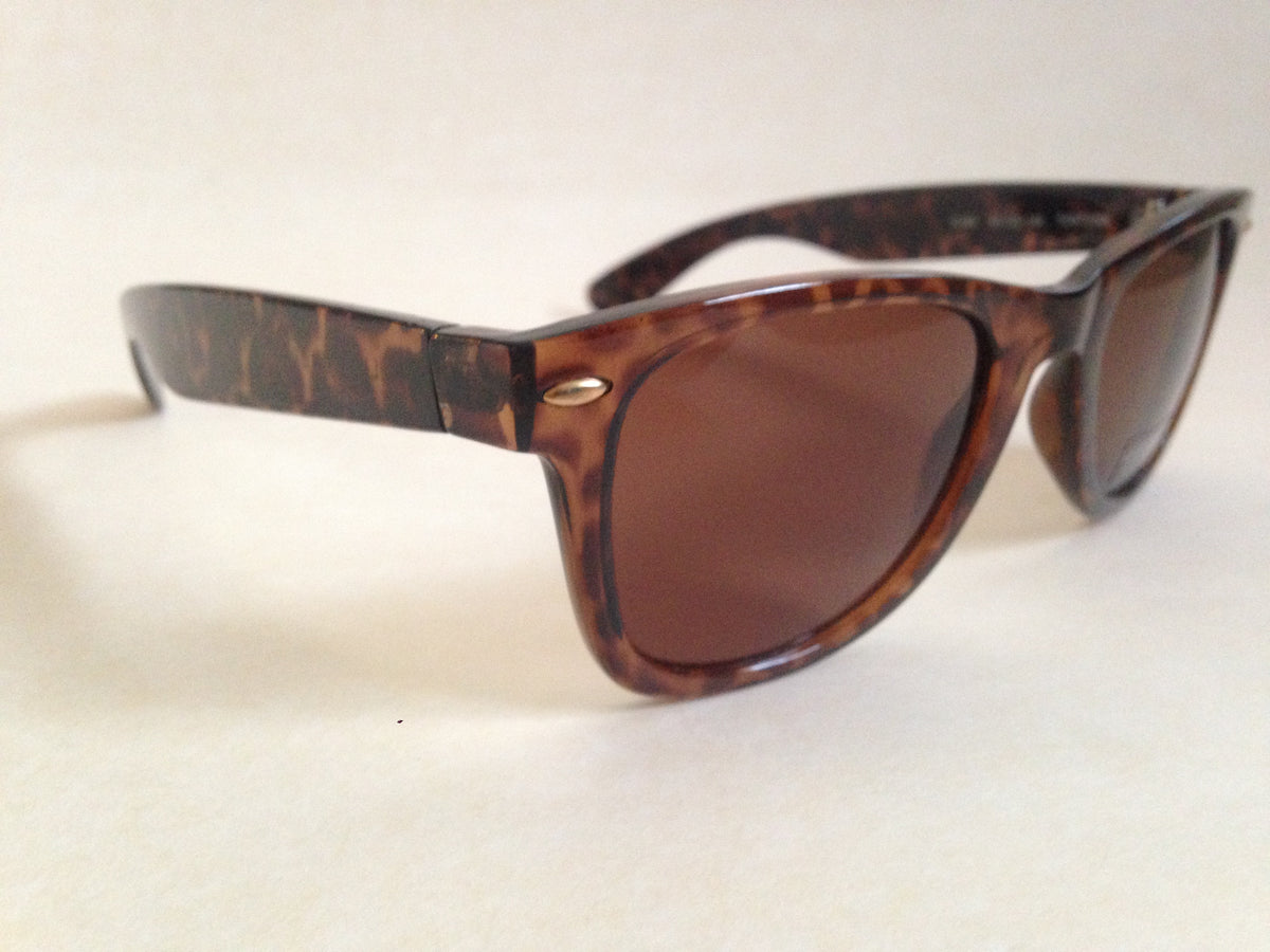 Lucky Brand Mens Dusk Sunglasses Classic Retro Square Frame Brown