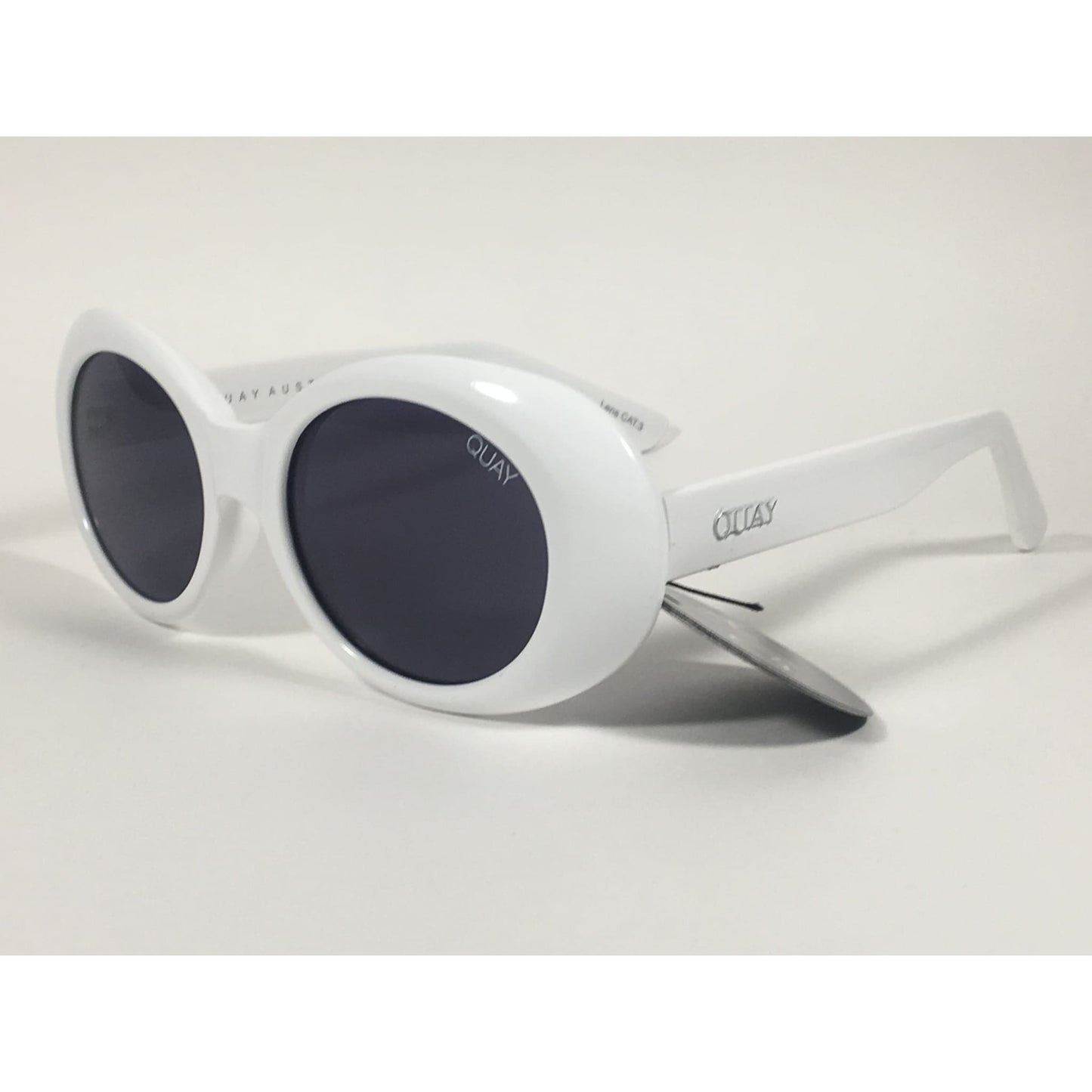 Quay Frivolous Oval Sunglasses White Plastic Frame Smoke Gray Lens QW000293 WHT/SMK - Sunglasses