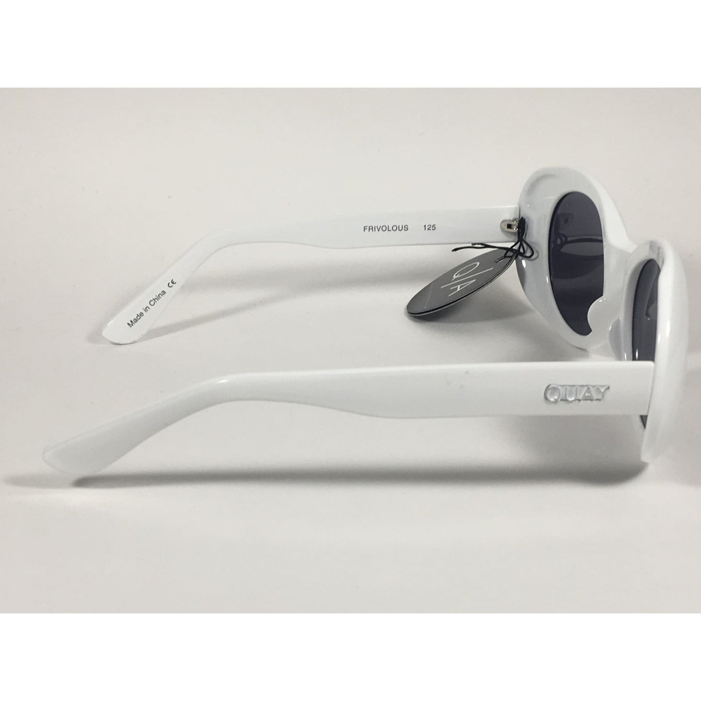 Quay Frivolous Oval Sunglasses White Plastic Frame Smoke Gray Lens QW000293 WHT/SMK - Sunglasses