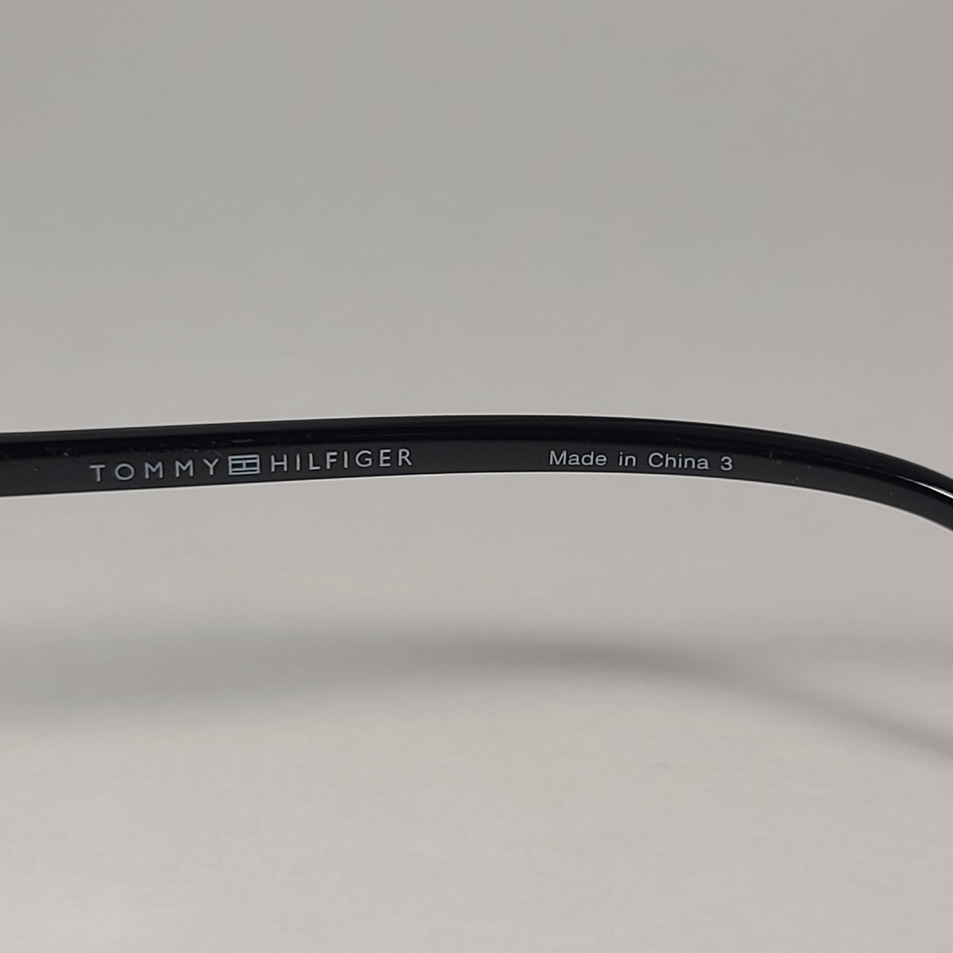 Tommy Hilfiger WP OL569 Oversize Butterfly Sunglasses Shiny Black Smoke Gradient Lens - Sunglasses
