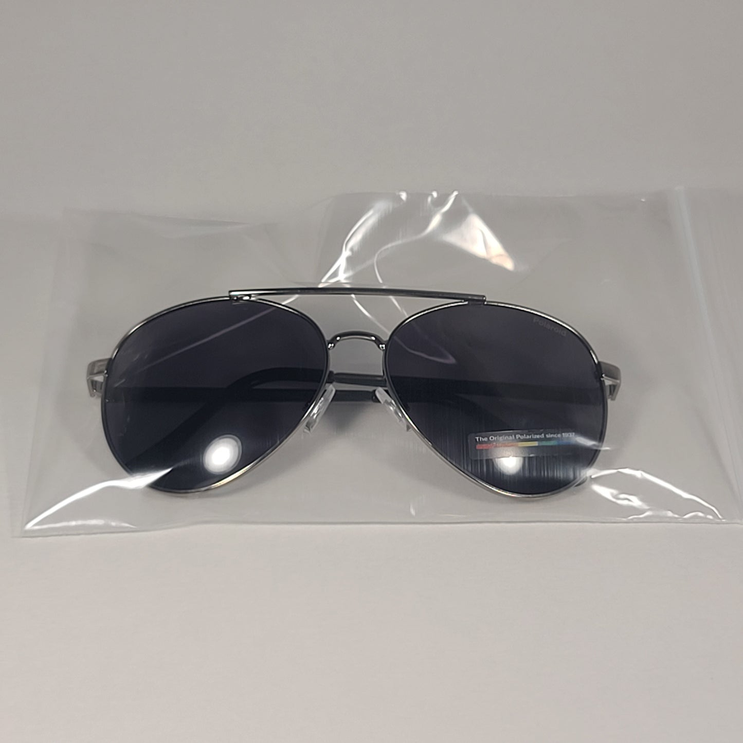 Polaroid POL 01 Polarized Aviator Pilot Sunglasses Gunmetal Frame Gray Tinted Lens - Sunglasses