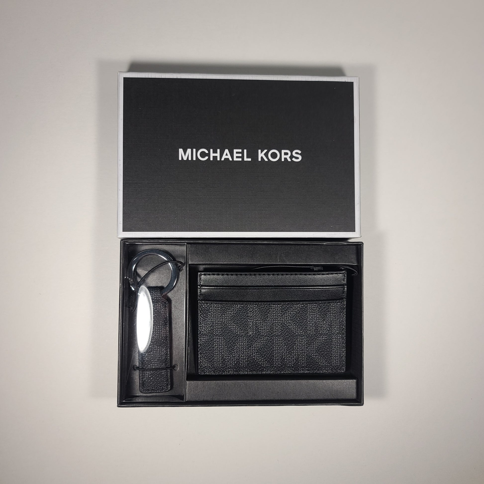 Michael Kors MK Logo Mens Credit Card Case Holder Wallet With Key