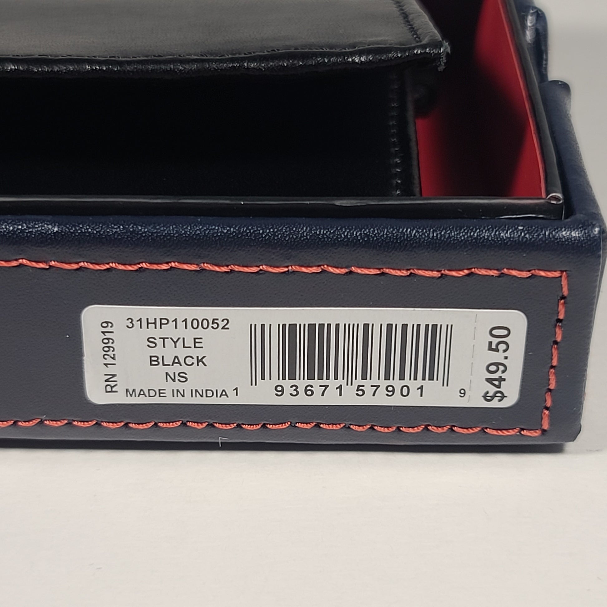 Tommy Hilfiger Men’s Trifold Black Leather RFID Wallet & Valet Passcase 31HP110052 - Wallets