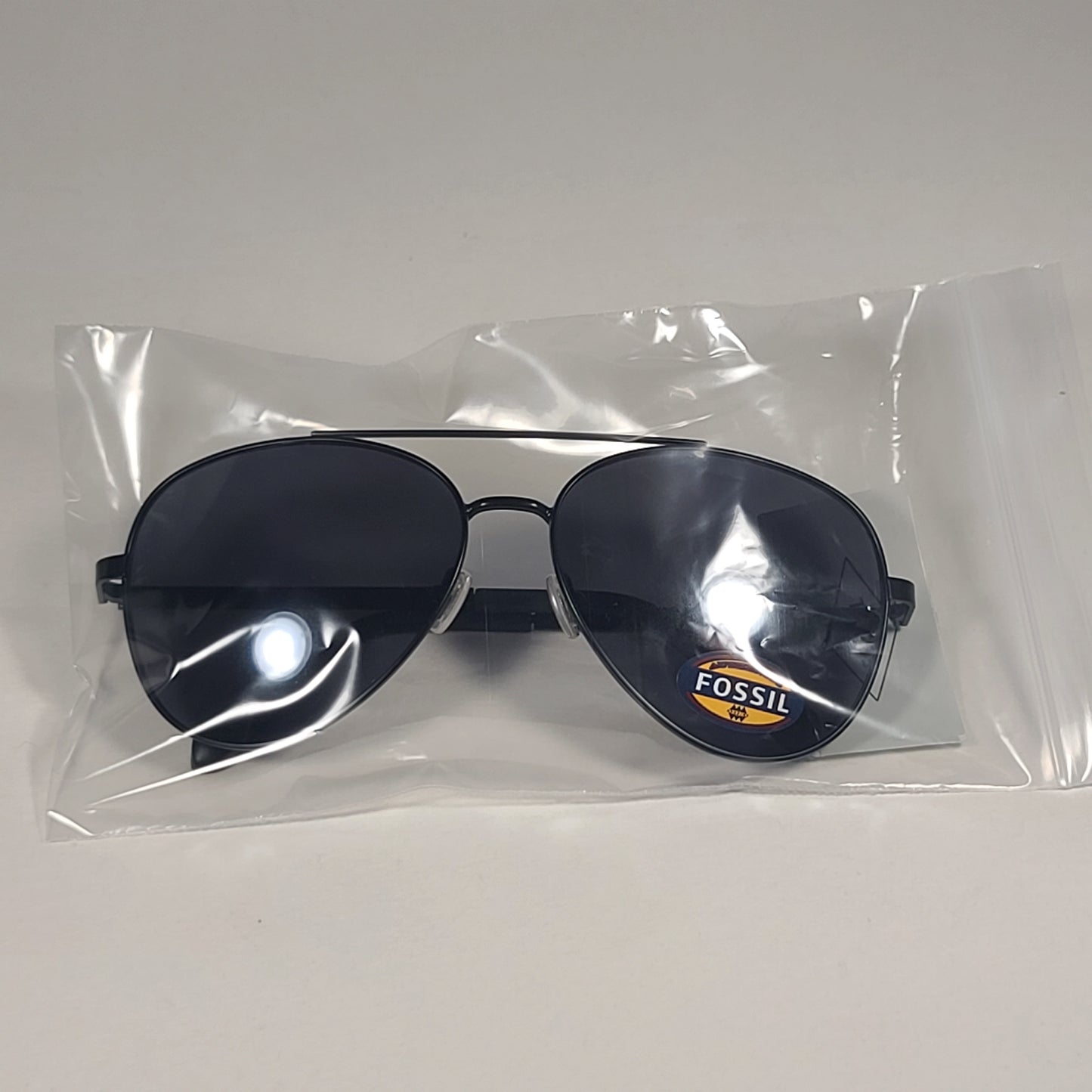 Fossil FM151 Aviator Pilot Style Sunglasses Matte Black Frame Gray Lens 61mm