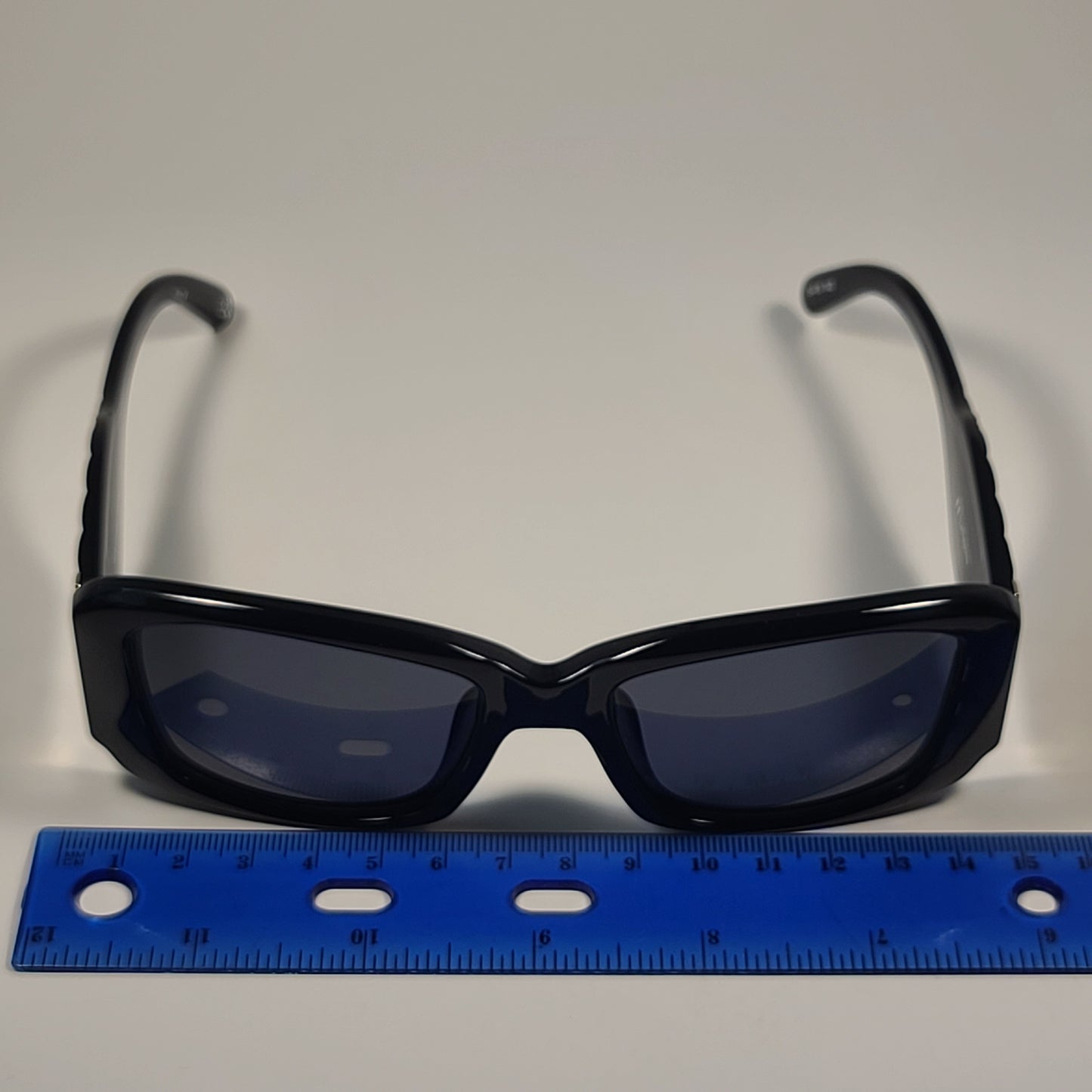 Le Specs Nouveau Riche Rectangle Sunglasses Shiny Black Gray Lens LSP2202430 54mm - Sunglasses