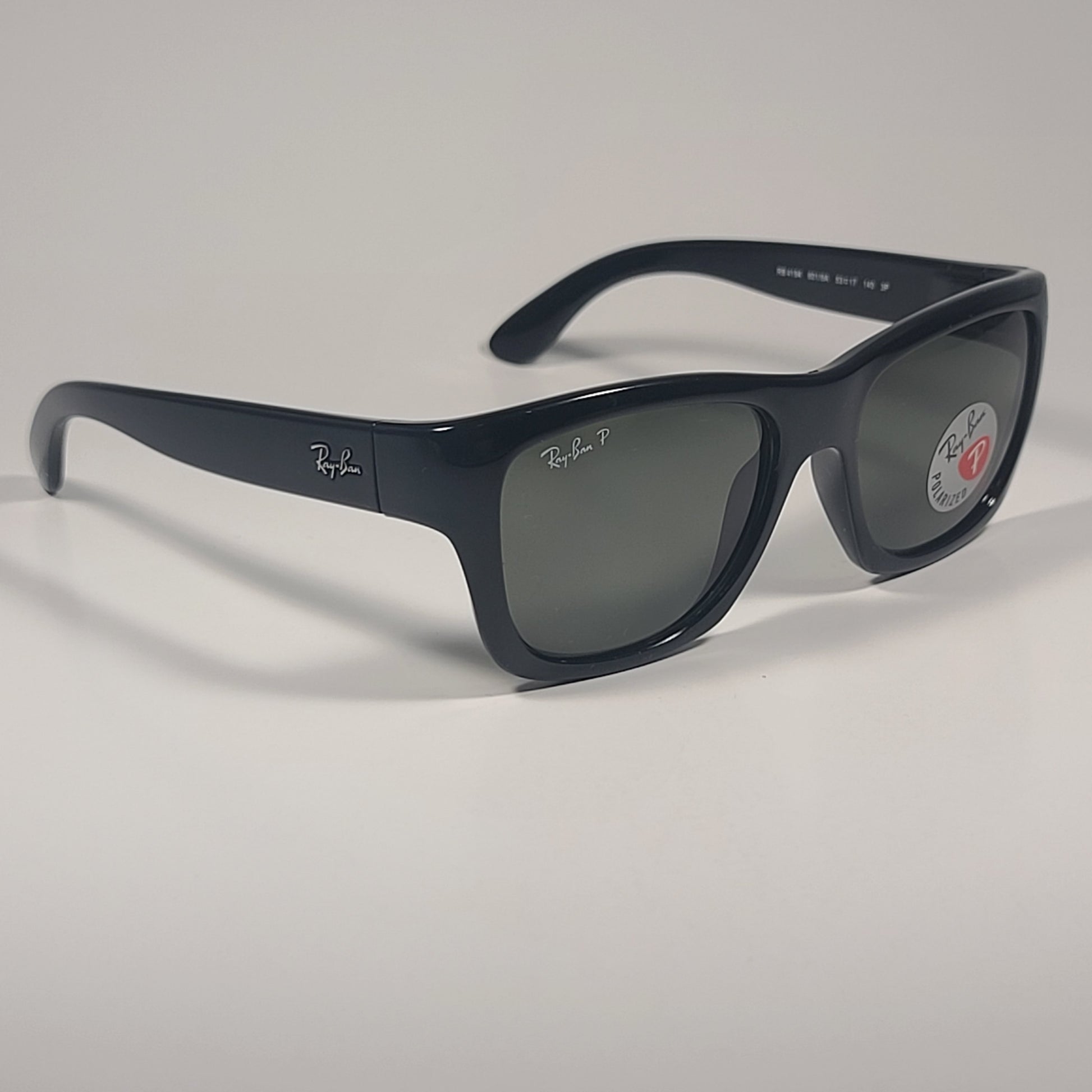 Ray-Ban New Wayfarer Classic Polarized Sunglasses Black / Green RB4184 601/9A - Sunglasses