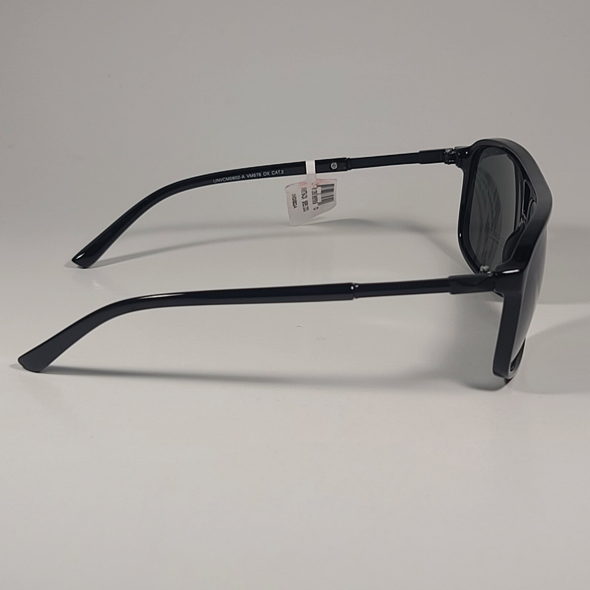 Vince Camuto Navigator Sunglasses Shiny Black Frame Gray Green Lens VM676 OX - Sunglasses