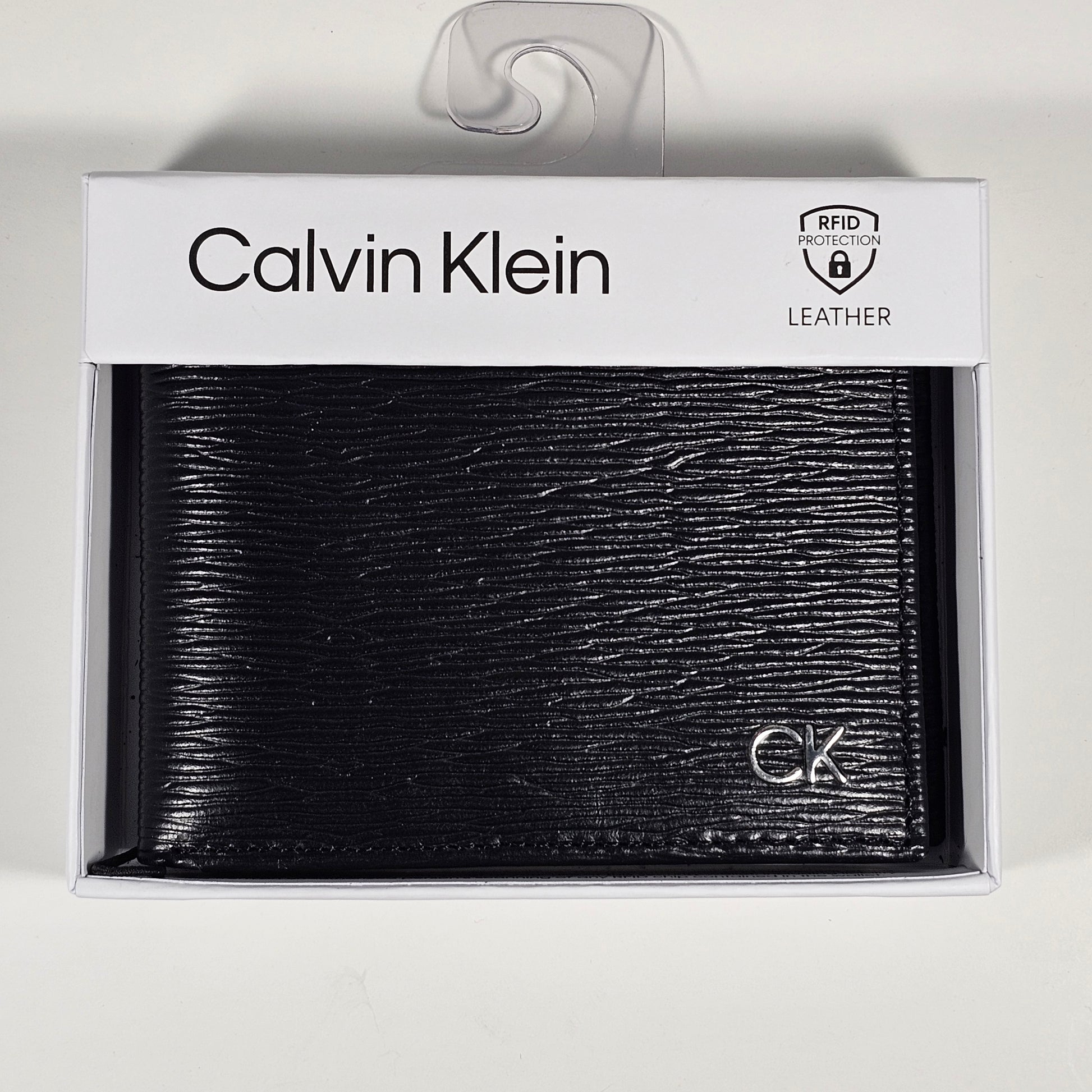 Calvin Klein Men’s Bifold Black Genuine Leather RFID Passcase Wallet 31KA220003 - Wallets