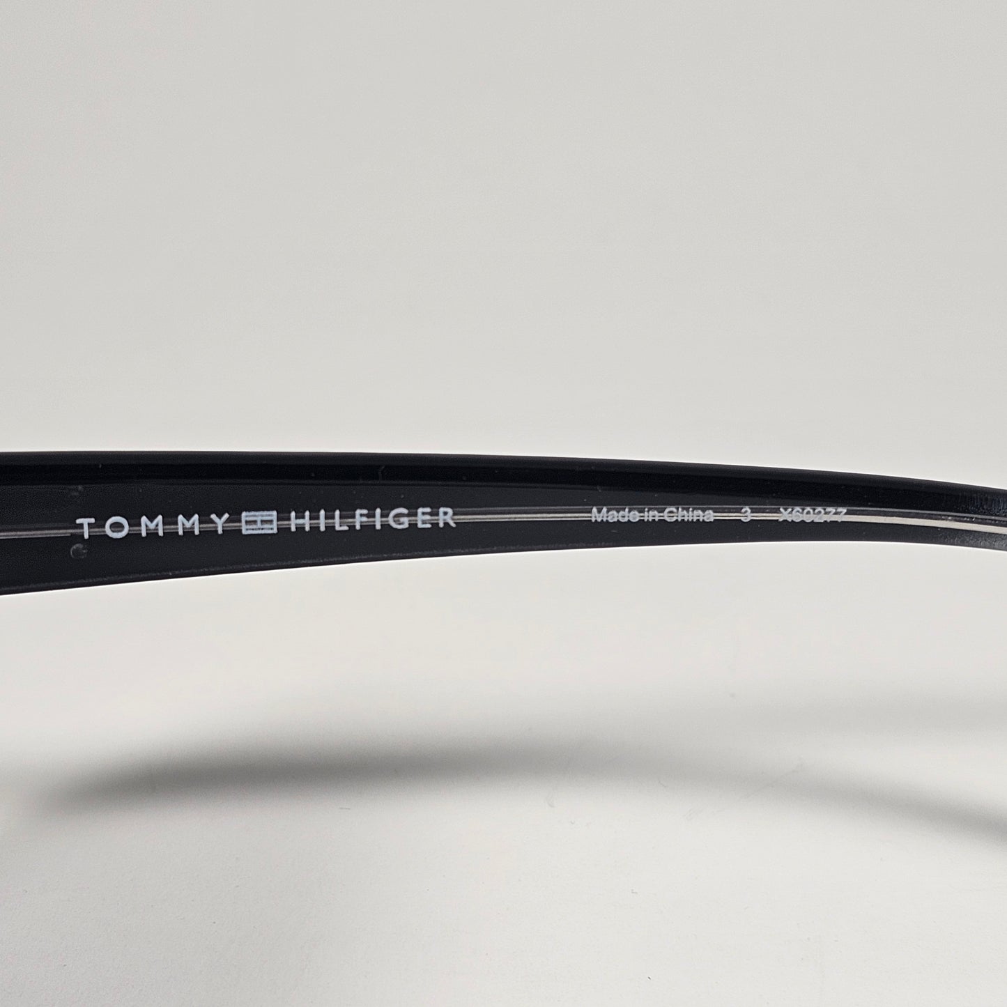 Tommy Hilfiger WP OL664 Oversize Oval Sunglasses Black Crystal Smoke Gradient Lens - Sunglasses