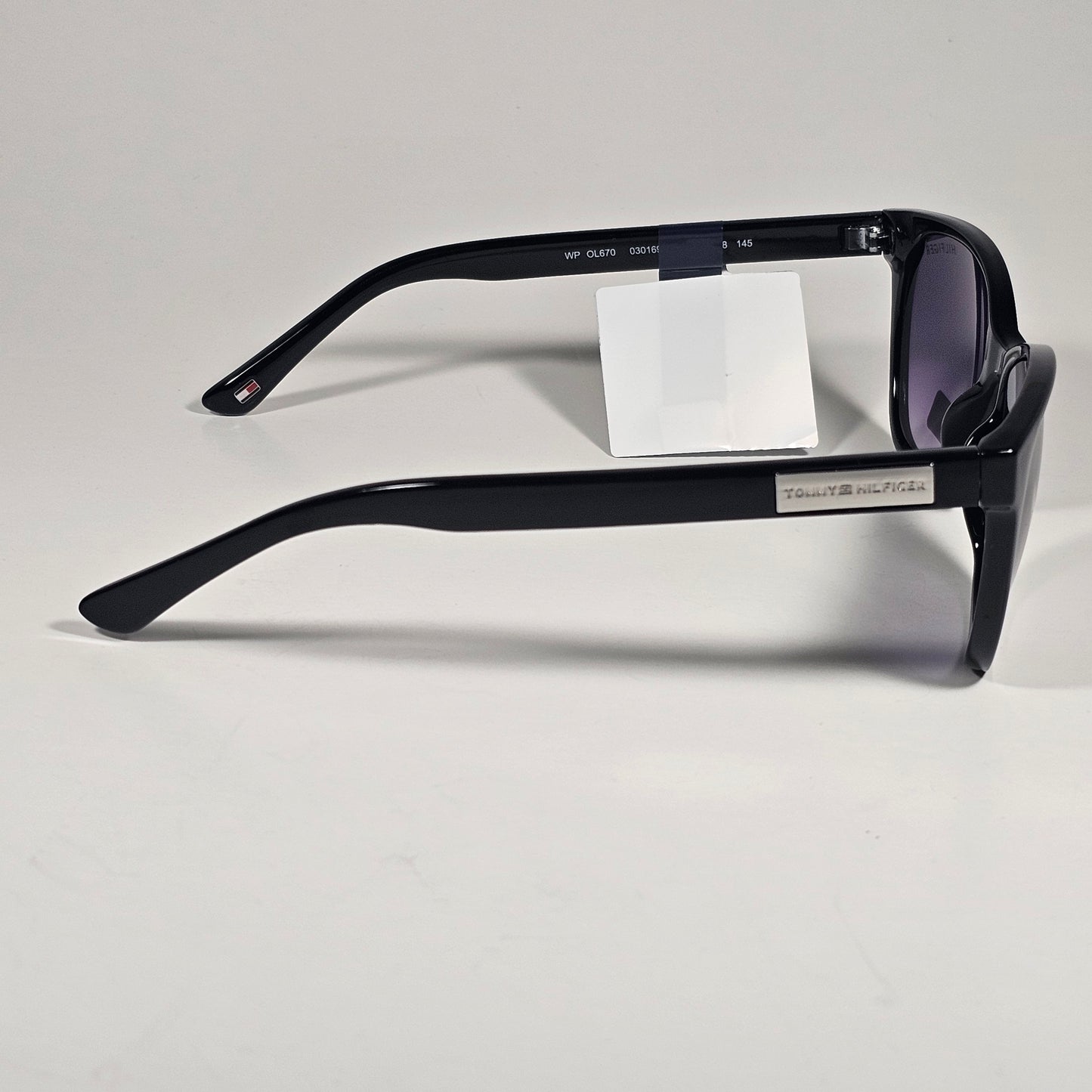 Tommy Hilfiger WP OL670 Oval Sunglasses Shiny Black Frame Smoke Gradient Lens