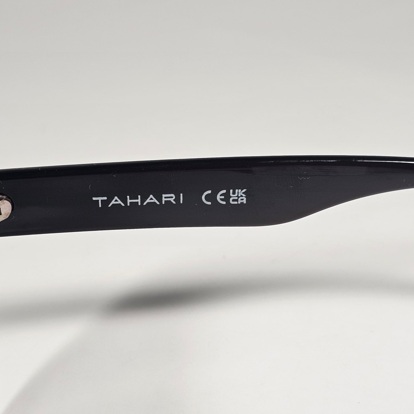 Tahari Soft Round Sunglasses Brown Fade Frame Brown Gradient Lens TH979 BRF