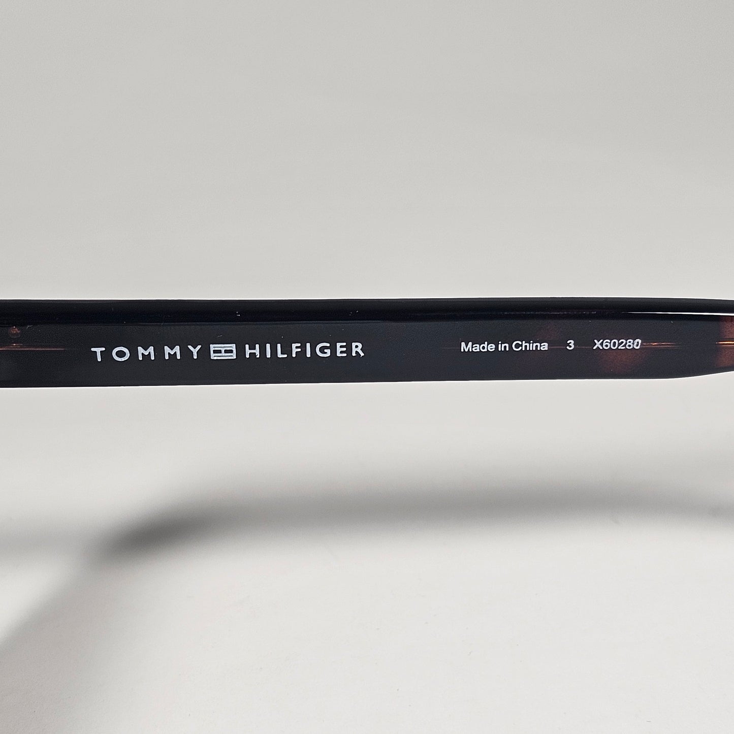 Tommy Hilfiger WP OL670 Oval Sunglasses Brown Tortoise Gold Brown Gradient Lens