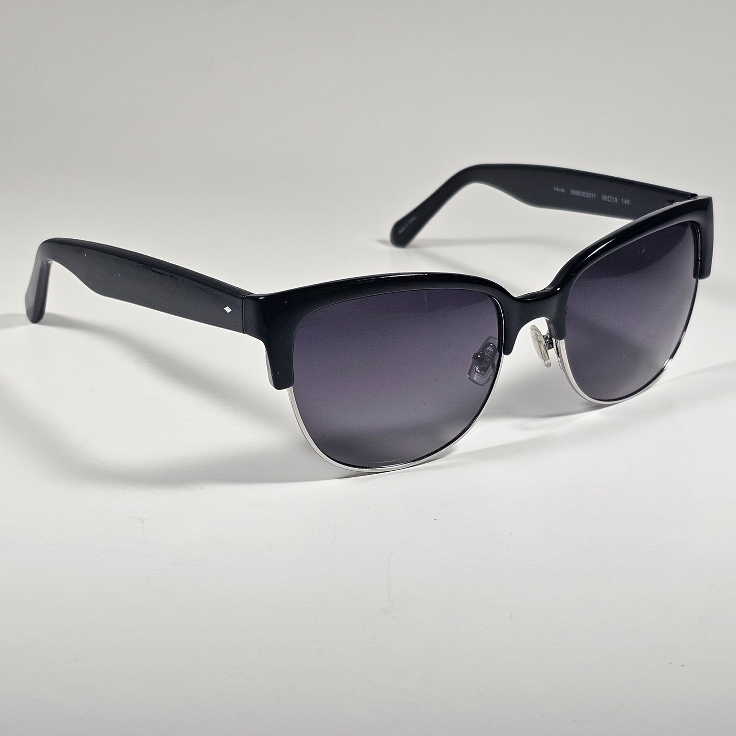 Fossil Catty Club Sunglasses Black Gloss Frame Silver Trim Smoke Gradient Lens FW148