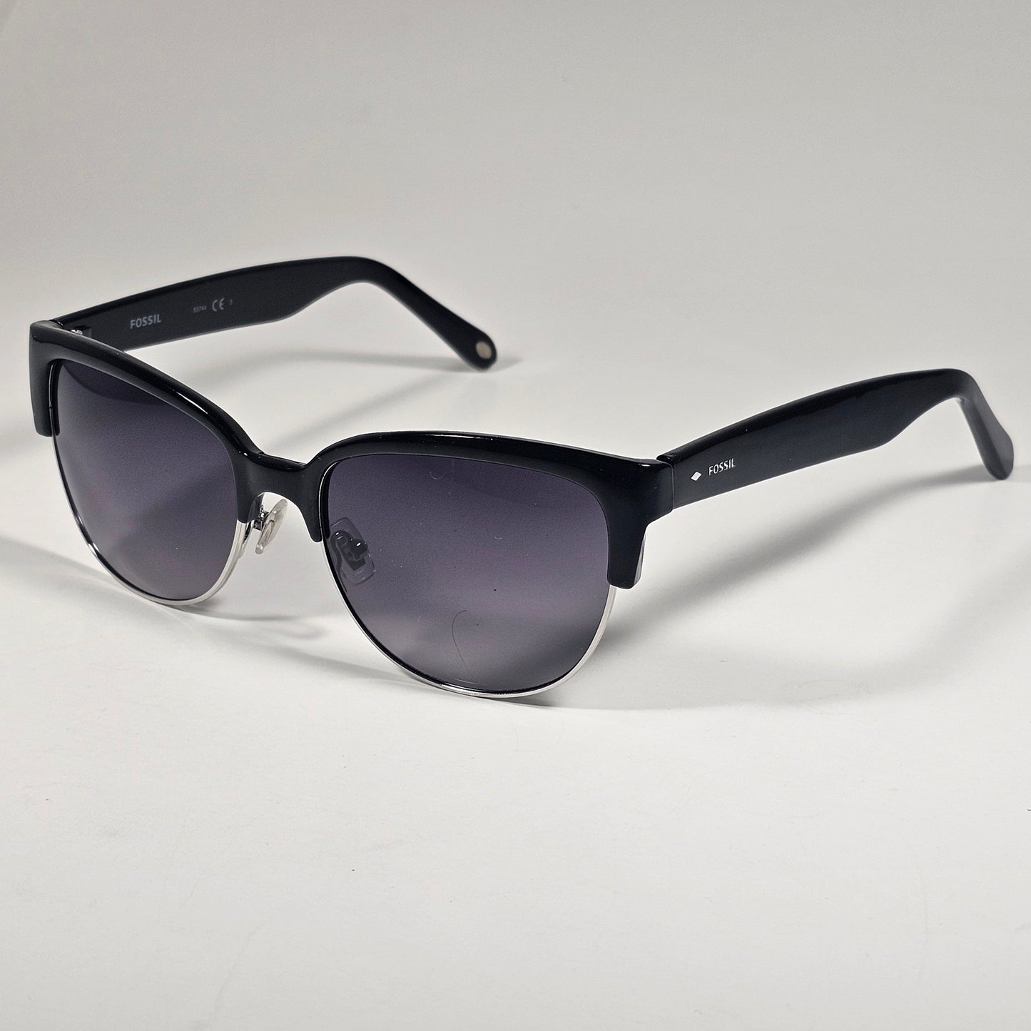 Fossil Catty Club Sunglasses Black Gloss Frame Silver Trim Smoke Gradient Lens FW148