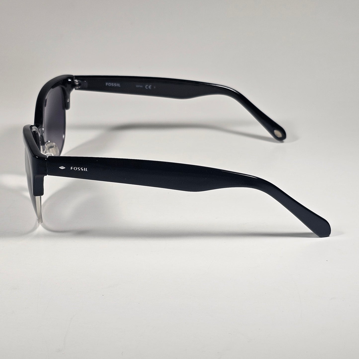 Fossil Catty Club Sunglasses Black Gloss Frame Silver Trim Smoke Gradient Lens FW148