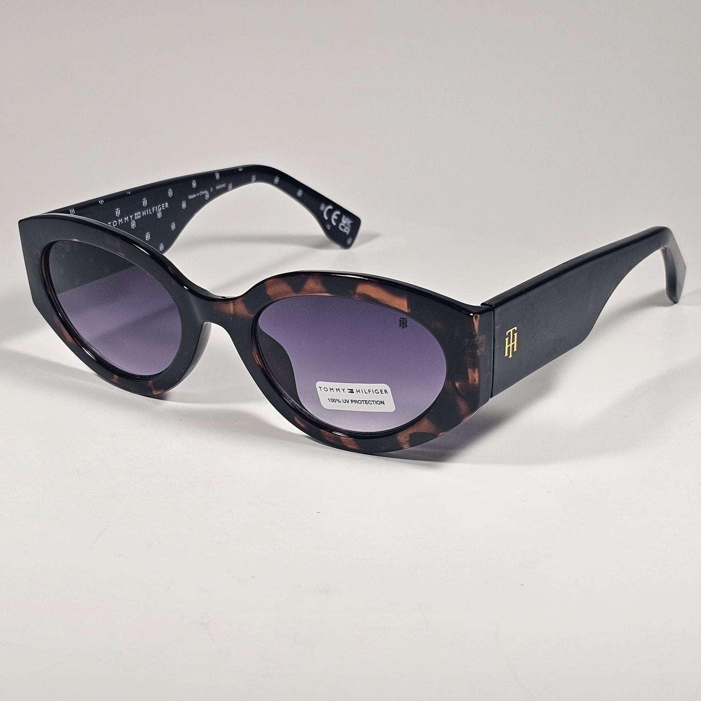 Tommy Hilfiger  WP OL648 Oval Sunglasses Dark Brown Tortoise Frame Gradient Lens