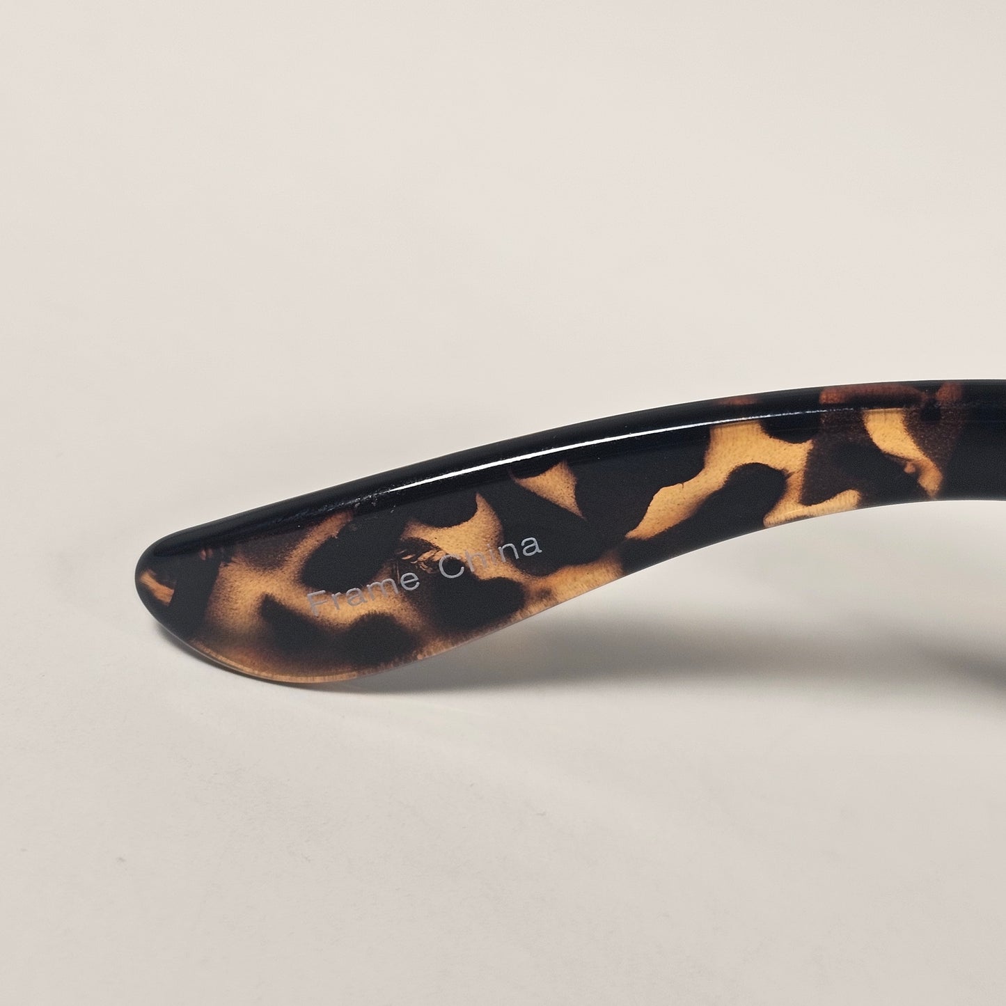 Lucky Brand "Dusk" LB59019 Sunglasses Classic Retro Square Frame Yellow Cheetah Print Brown Lens