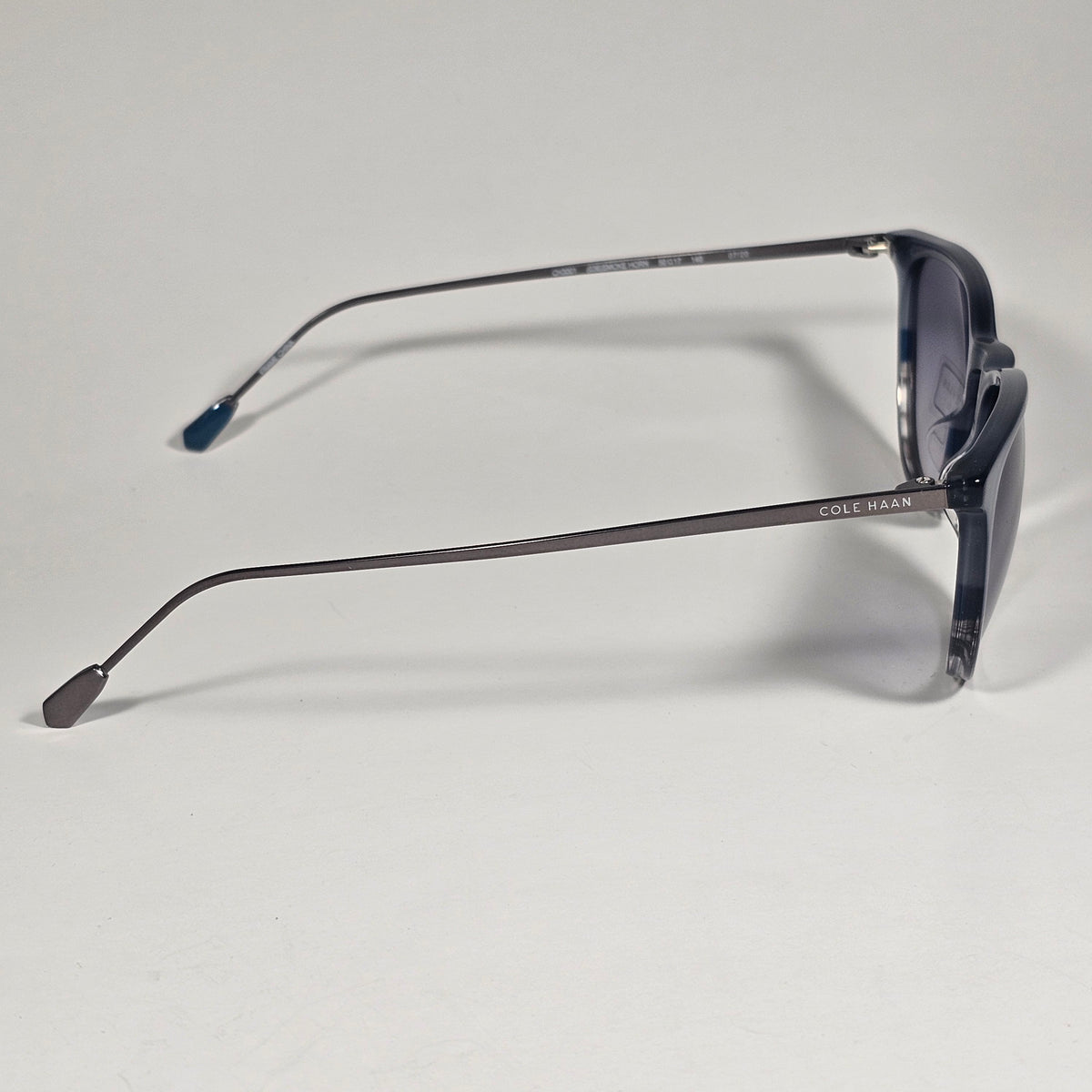 Cole Haan CH3001 036 Key Hole Ti-Flex Sunglasses Gray Smoke Horn Gray Gradient