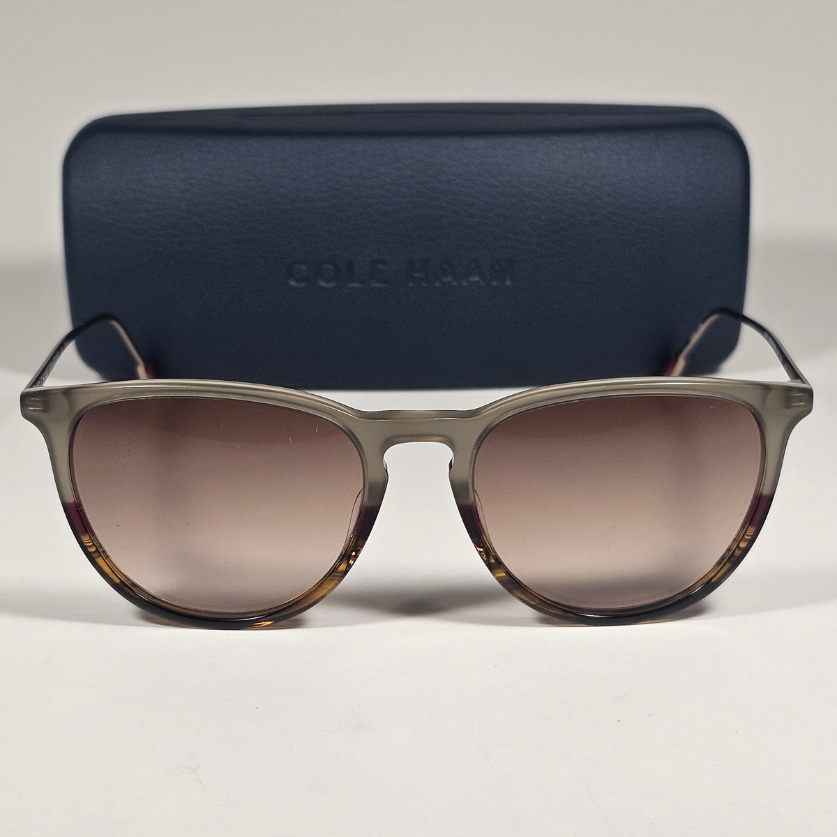 Cole Haan CH3001 200 Key Hole Ti-Flex Sunglasses Brown Horn Brown Gradient