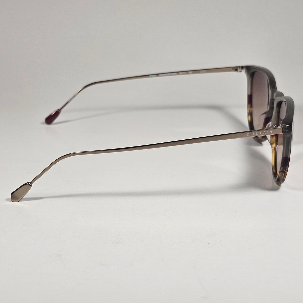 Cole Haan CH3001 200 Key Hole Ti-Flex Sunglasses Brown Horn Brown Gradient