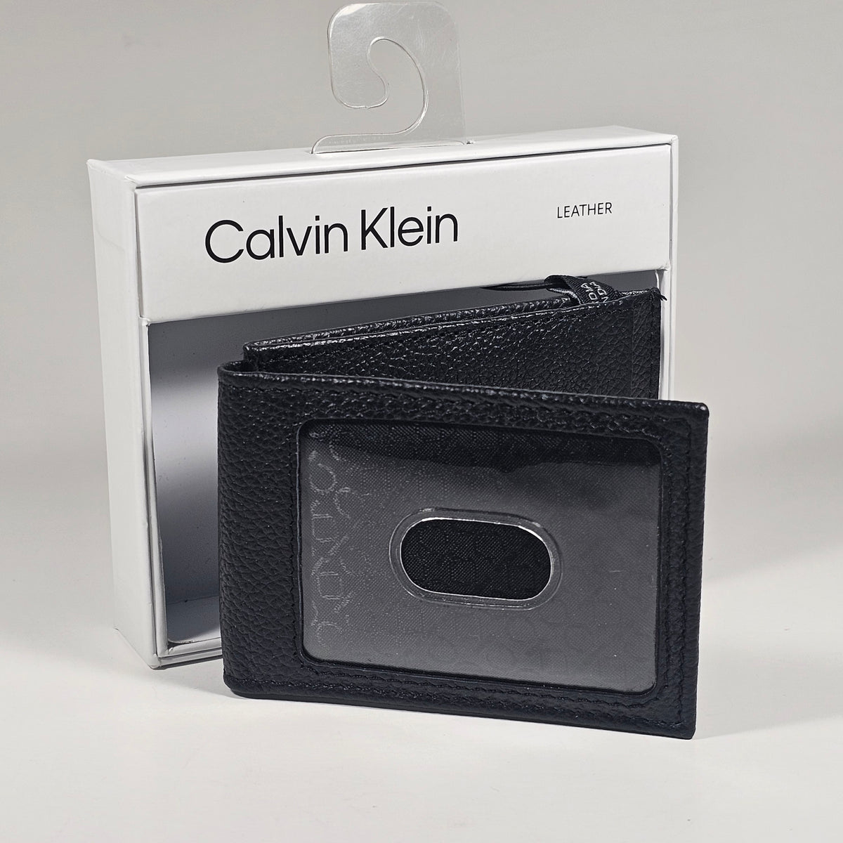 Calvin Klein Men's Bifold Black Leather Magnetic Front Pocket Wallet 31KA160013