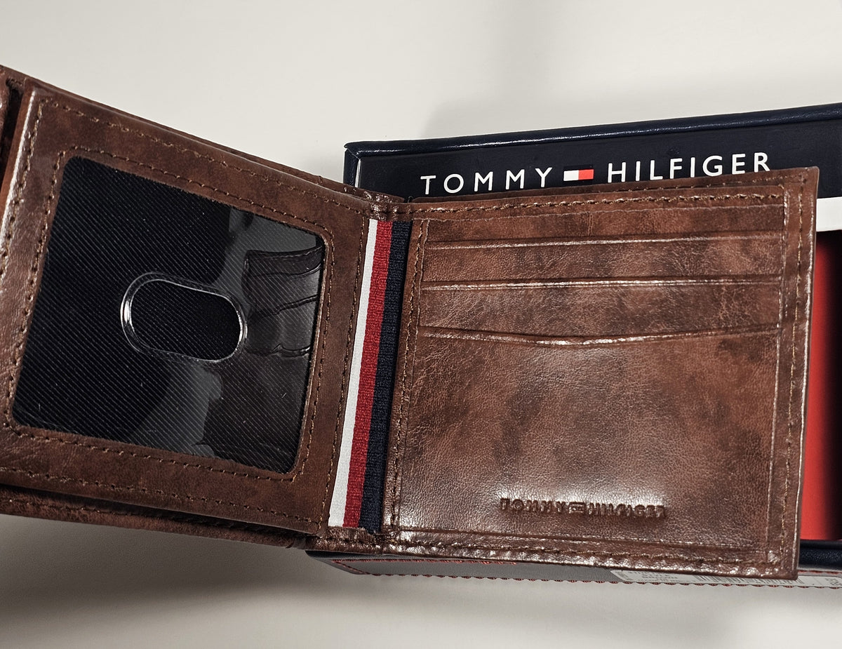 Tommy Hilfiger Men's Bifold Brown Leather Middle Flap Wallet 31HP130021
